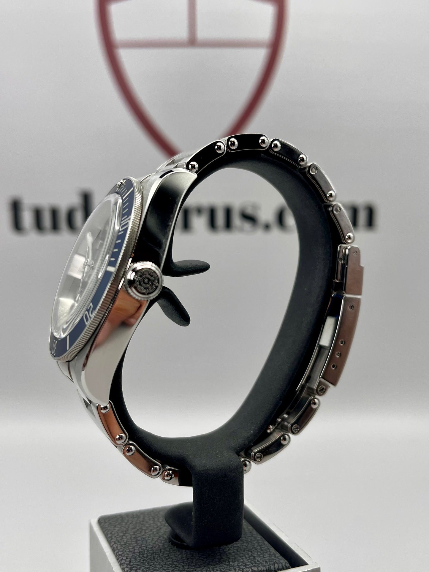 2023 TUDOR Black Bay 58 - 79030B - 39mm - Full Set - Warranty to Oct 2028