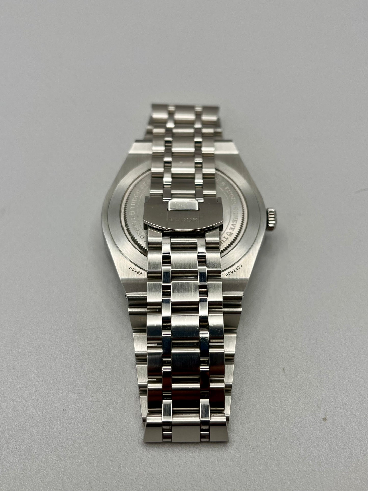 2024 TUDOR Royal Blue - Ref 28600 Day/Date - 41mm - Full Set - Warranty to Oct 2029