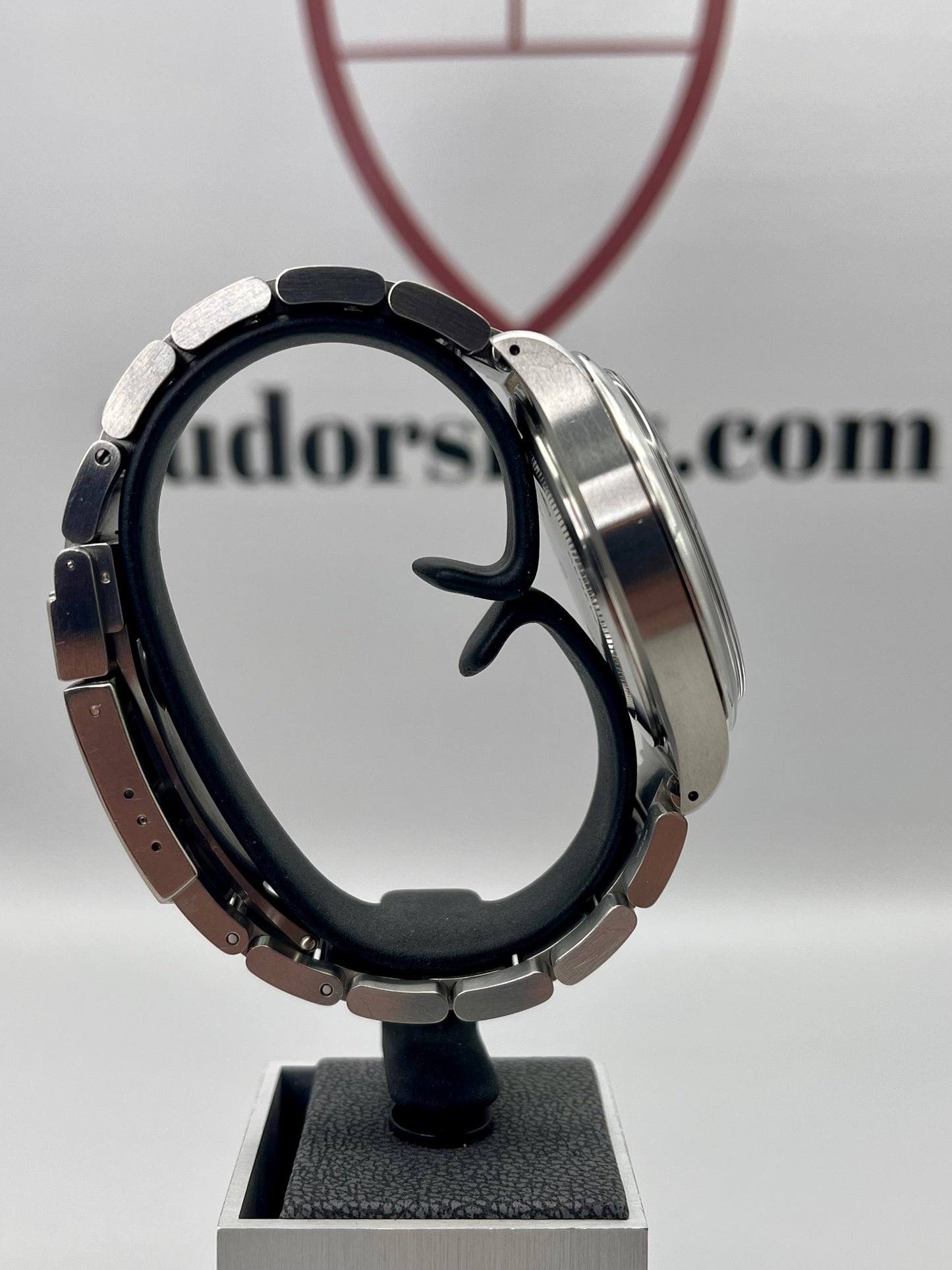 2019 TUDOR Heritage Ranger 41mm - 79910 - ETA Movement - Full Set