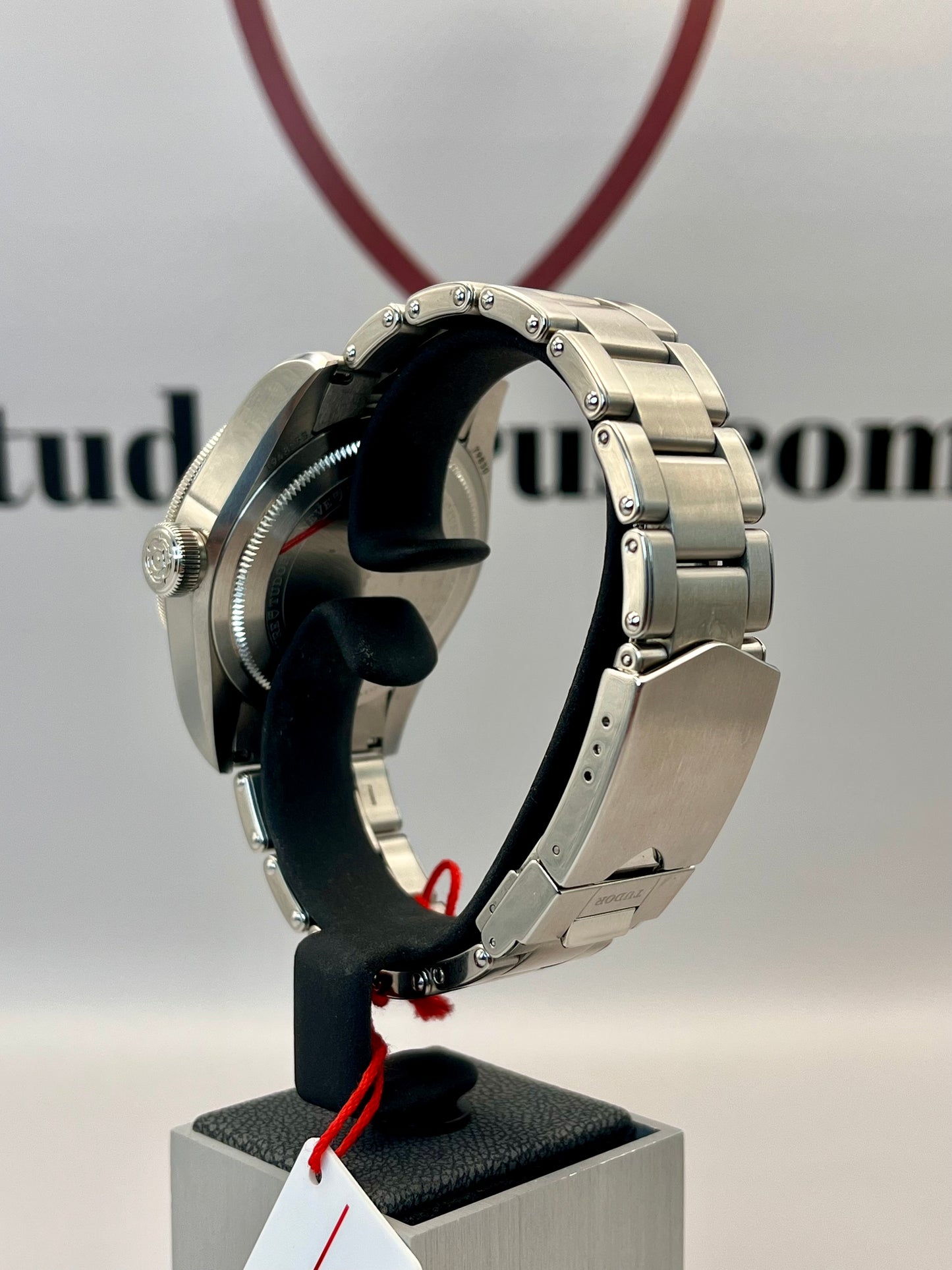 2019 NOS UNWORN 2019 TUDOR Black Bay 'Pepsi' - 79830RB - 41mm - Full Set