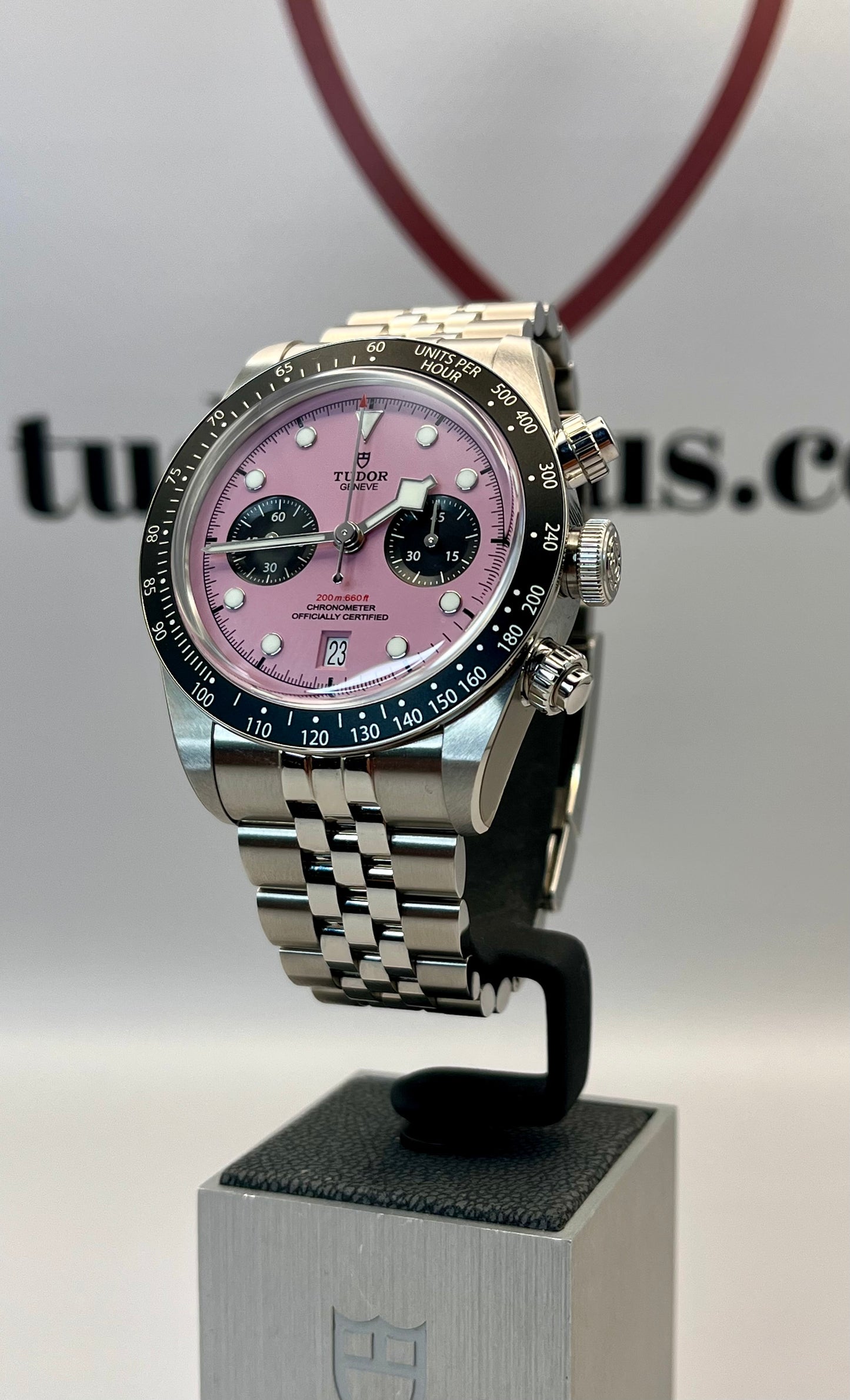 2025 *UNWORN* TUDOR Black Bay Chrono Miami Pink - 79360N - 41mm - Full Set