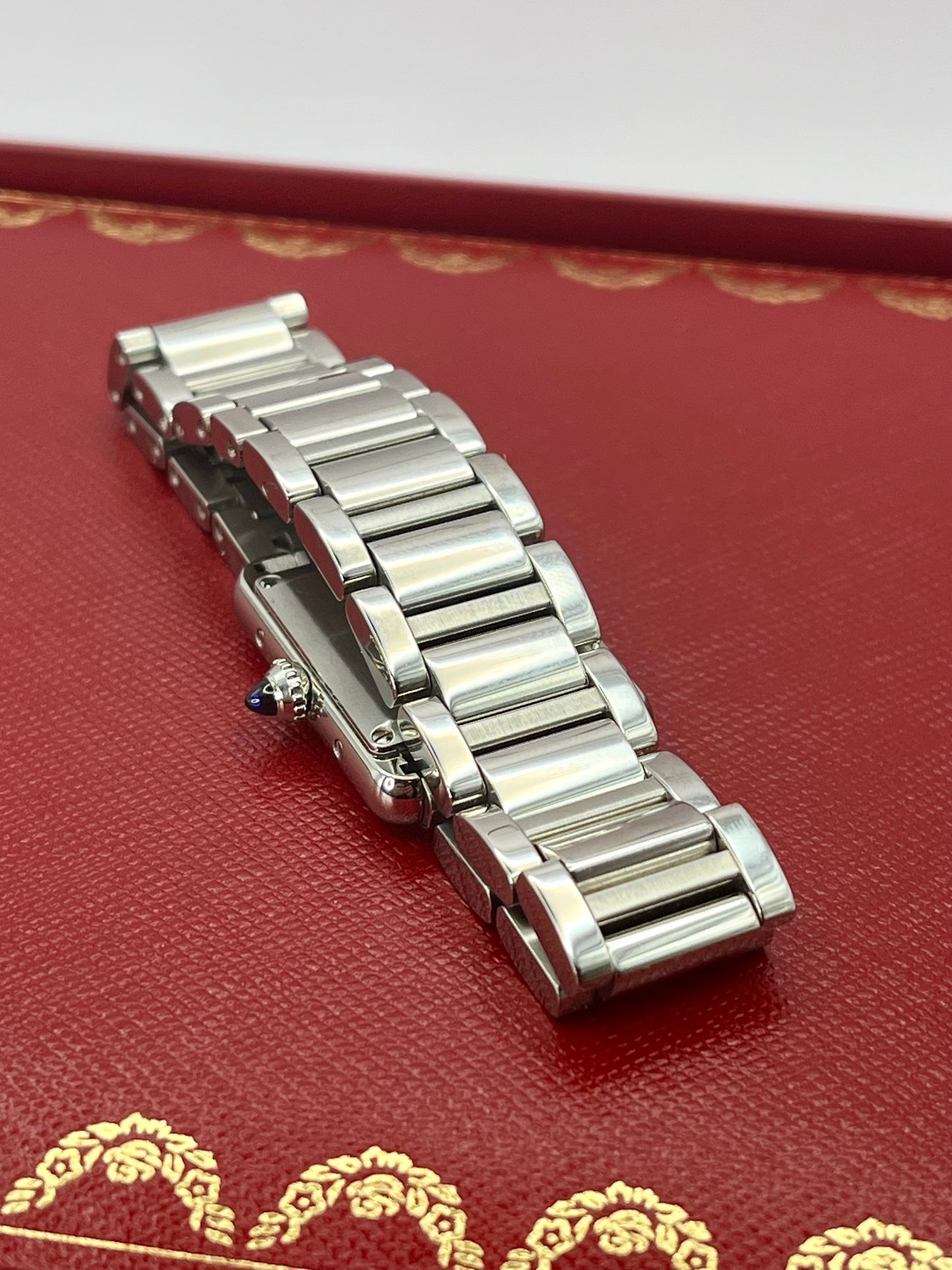 2024 Cartier Must de Cartier Tank Ladies - WSTA0051 - 22mm - Full Set + Warranty