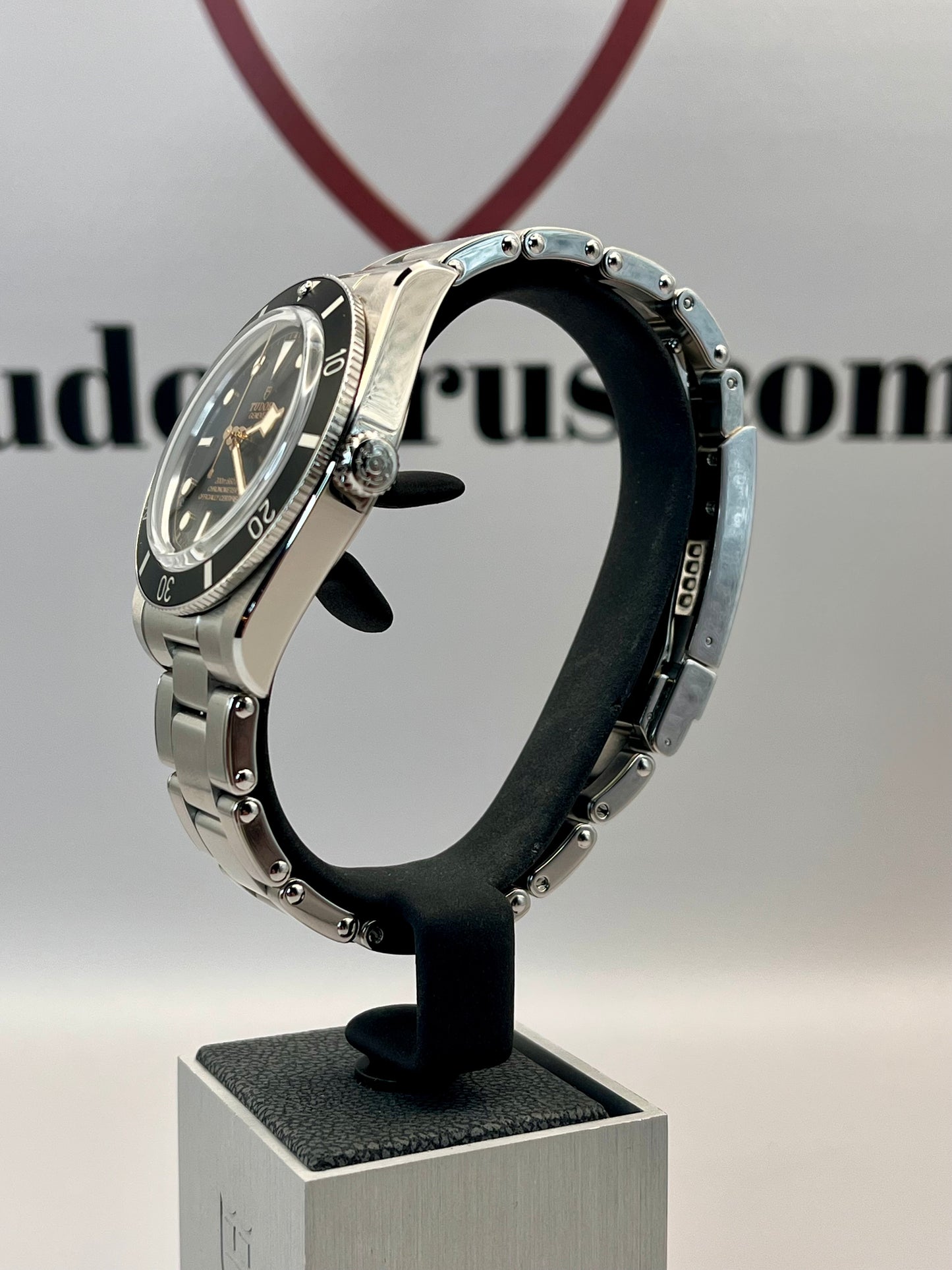 2023 TUDOR Black Bay 54 - M79000N - 37mm - Full Set - Warranty to Sep 2028
