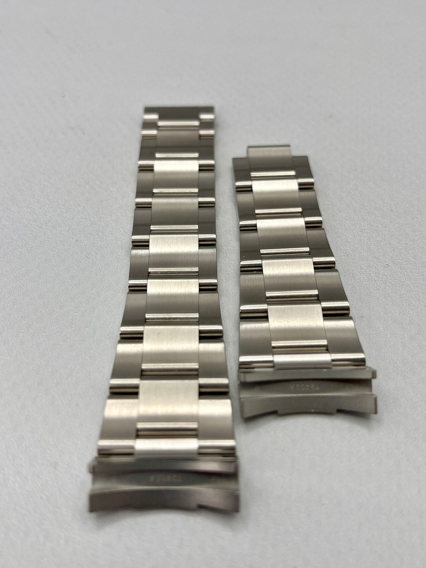 2019 ROLEX Milgauss 116400 GV - 40mm - Full Set - Unworn Oyster Strap