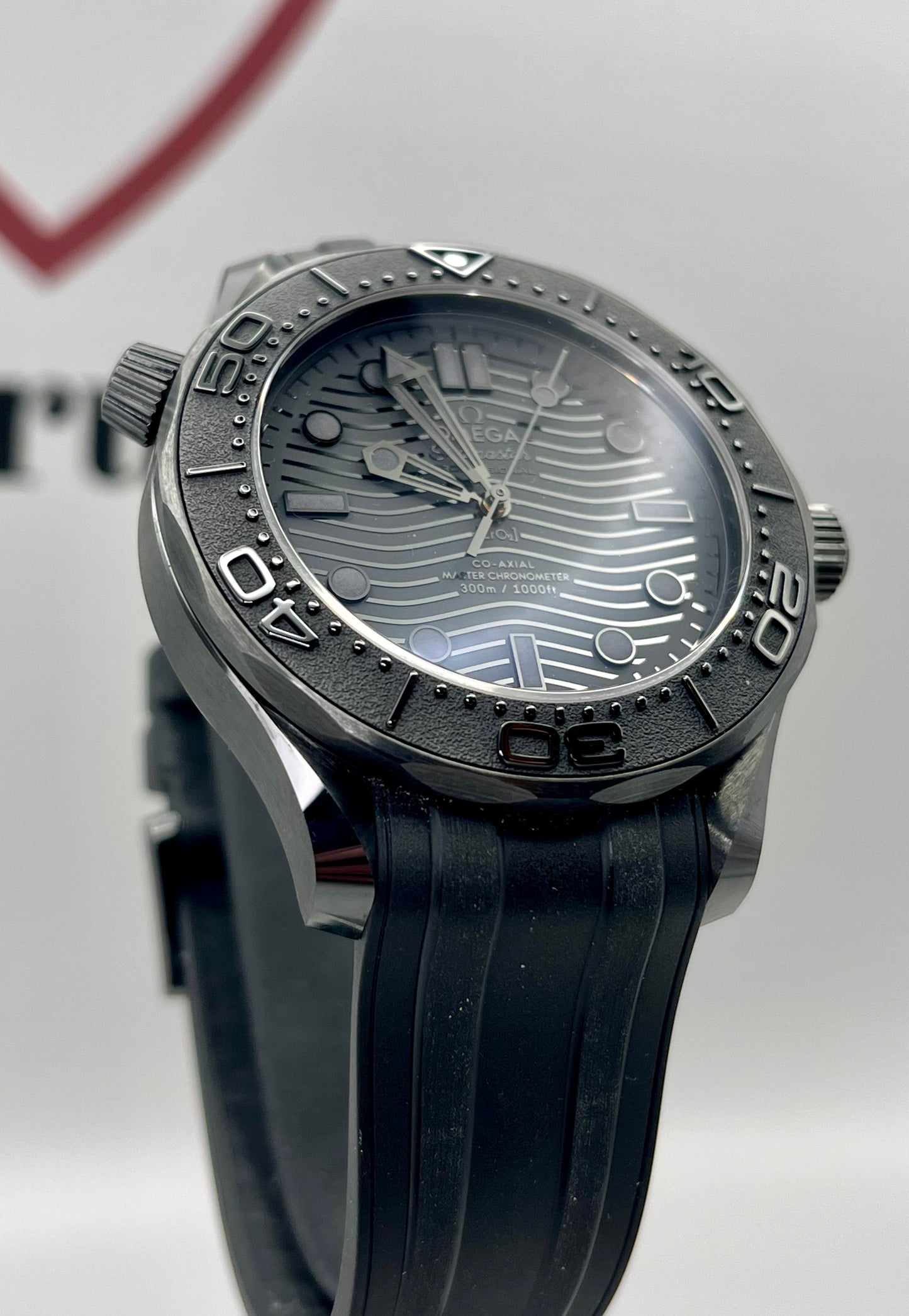 2024 Omega Seamaster Diver 300 - 43.5mm - 210.92.44.20.01.003 - Full Set