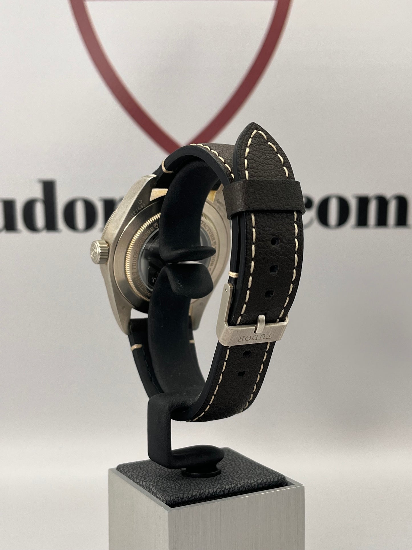 **BRAND NEW** 2025 TUDOR Black Bay 58 - 39mm - 79010SG - 925AG