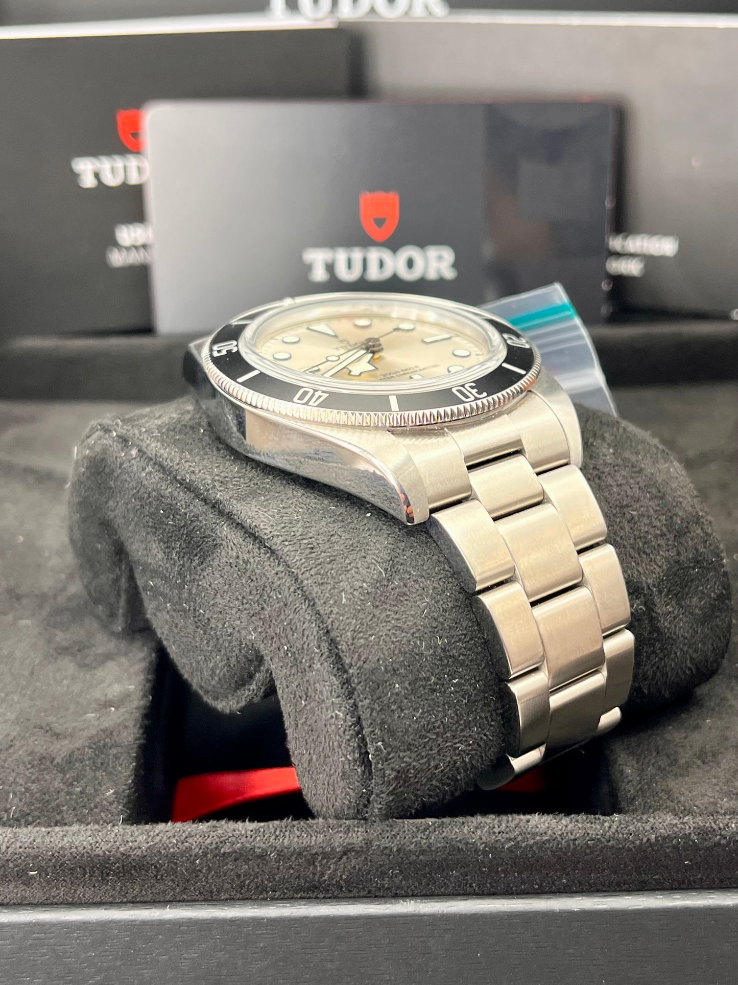 2025 **UNWORN** TUDOR Black Bay 68 - 43mm - M7943A1A0NU