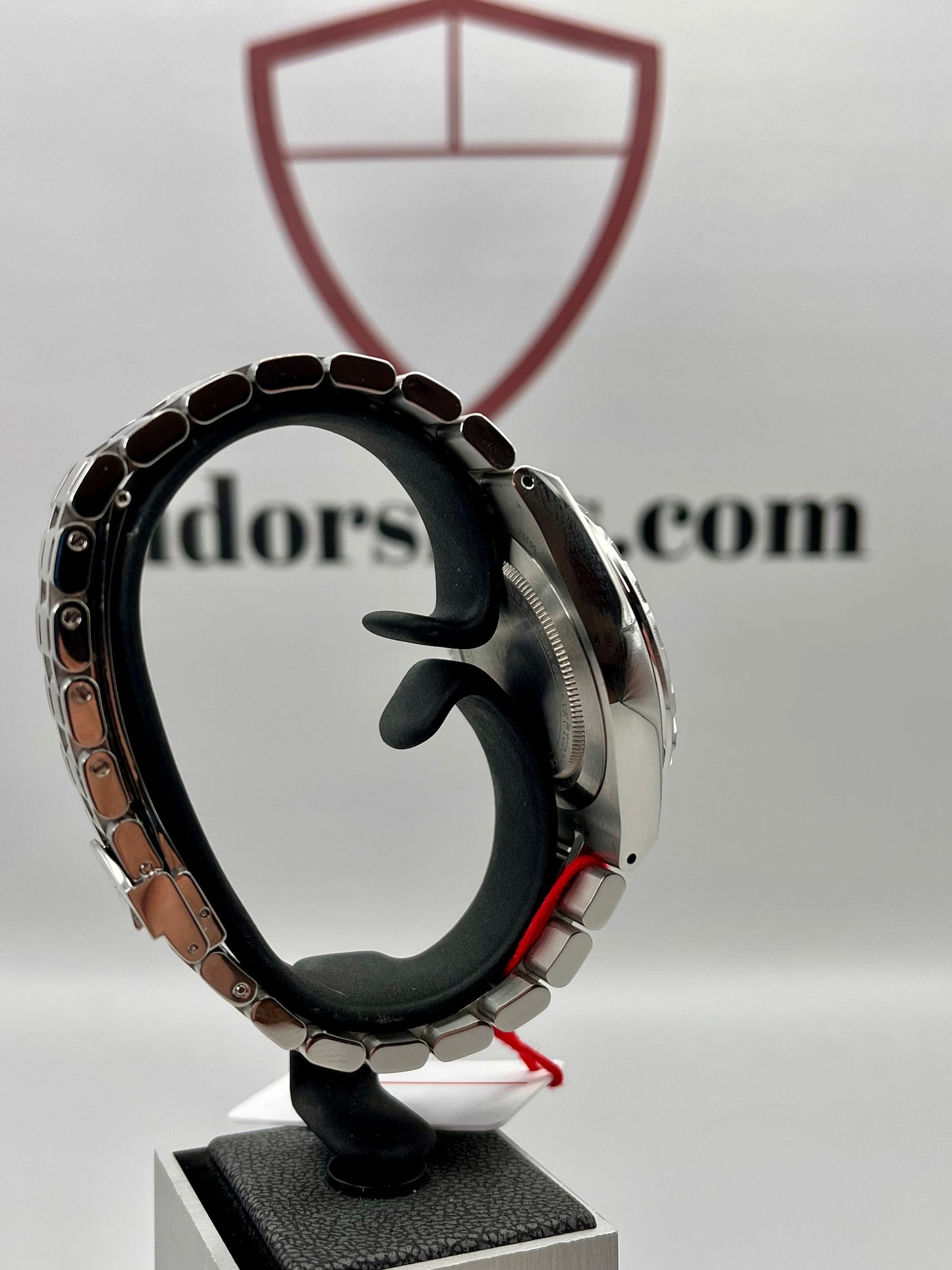 2023 TUDOR Royal Salmon Dial - Ref 28500 - 38mm - Tudor Warranty to Nov 2028