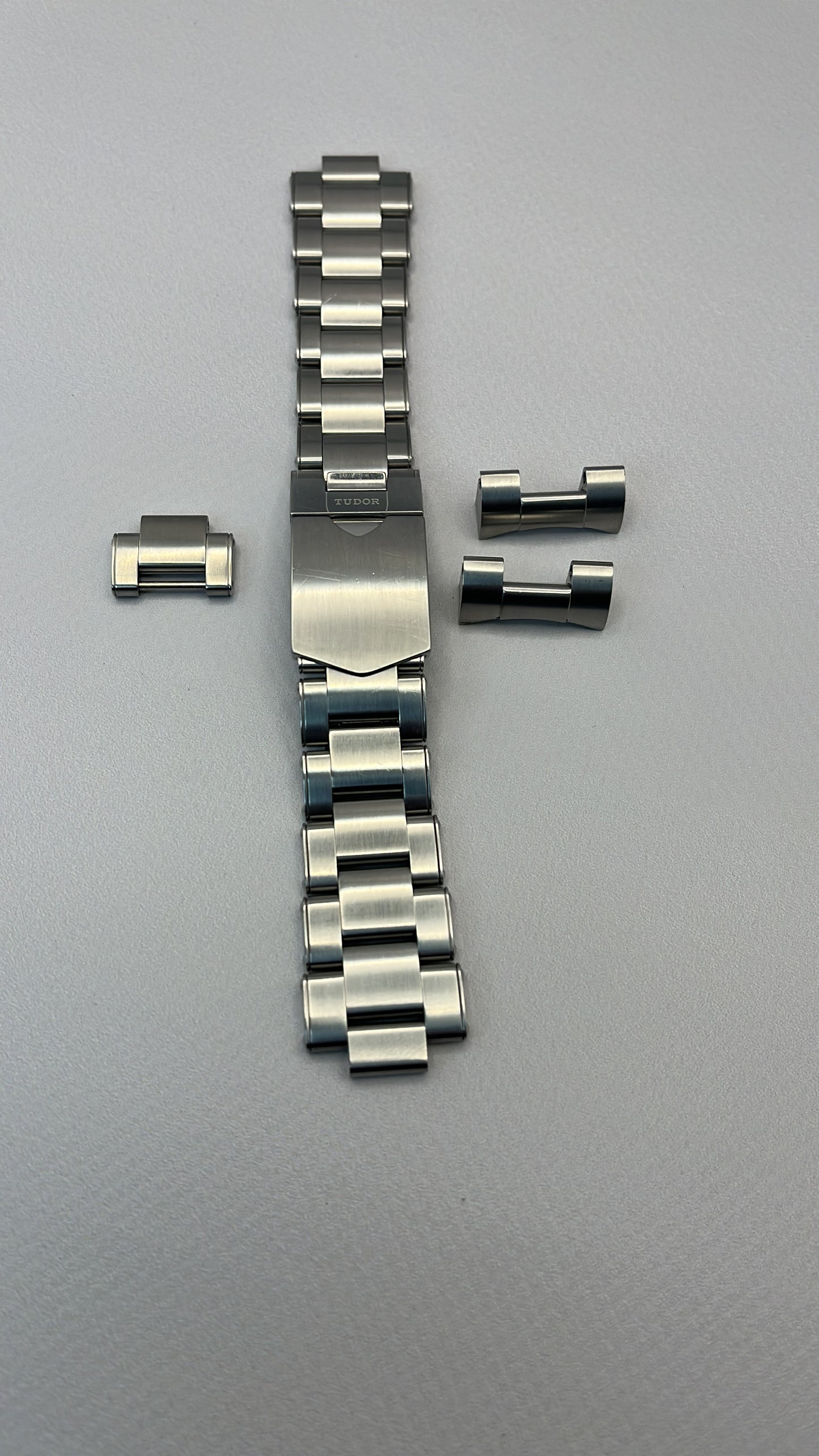 22mm Rivet Strap