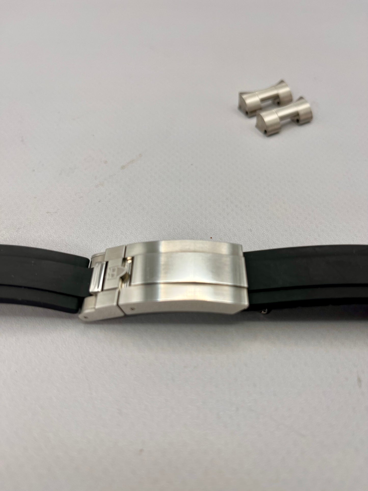 TUDOR OEM 21mm Rubber Strap + OEM Tudor T-FIt Clasp - for 7941A1A models