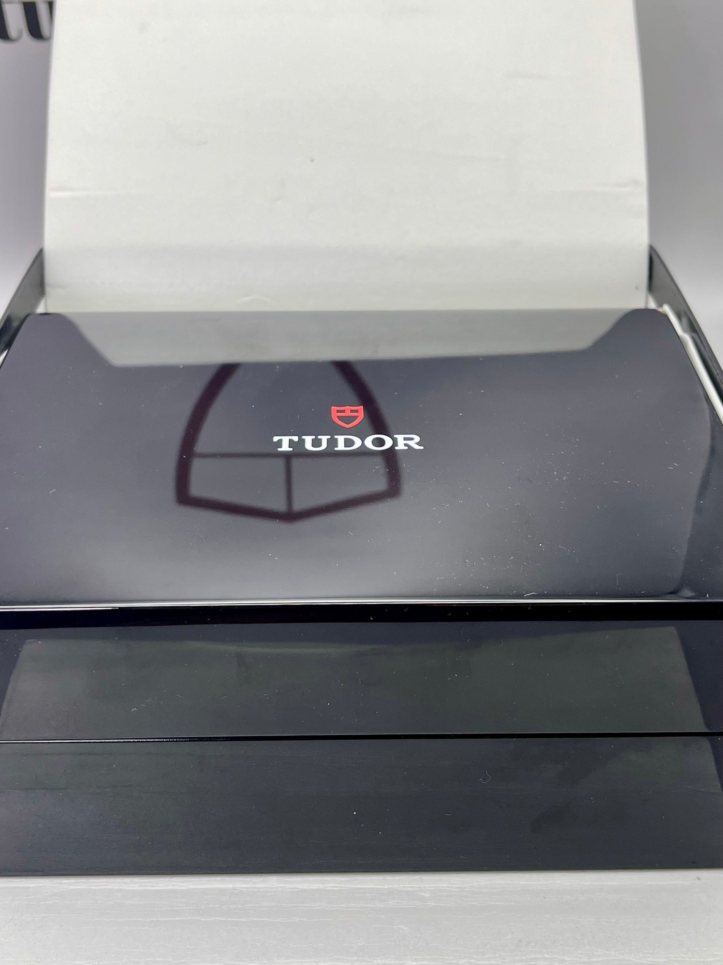 2016 TUDOR **UNWORN** NOS Black Bay 'Smiley' - 79220N - 41mm - Full Set - Rare!