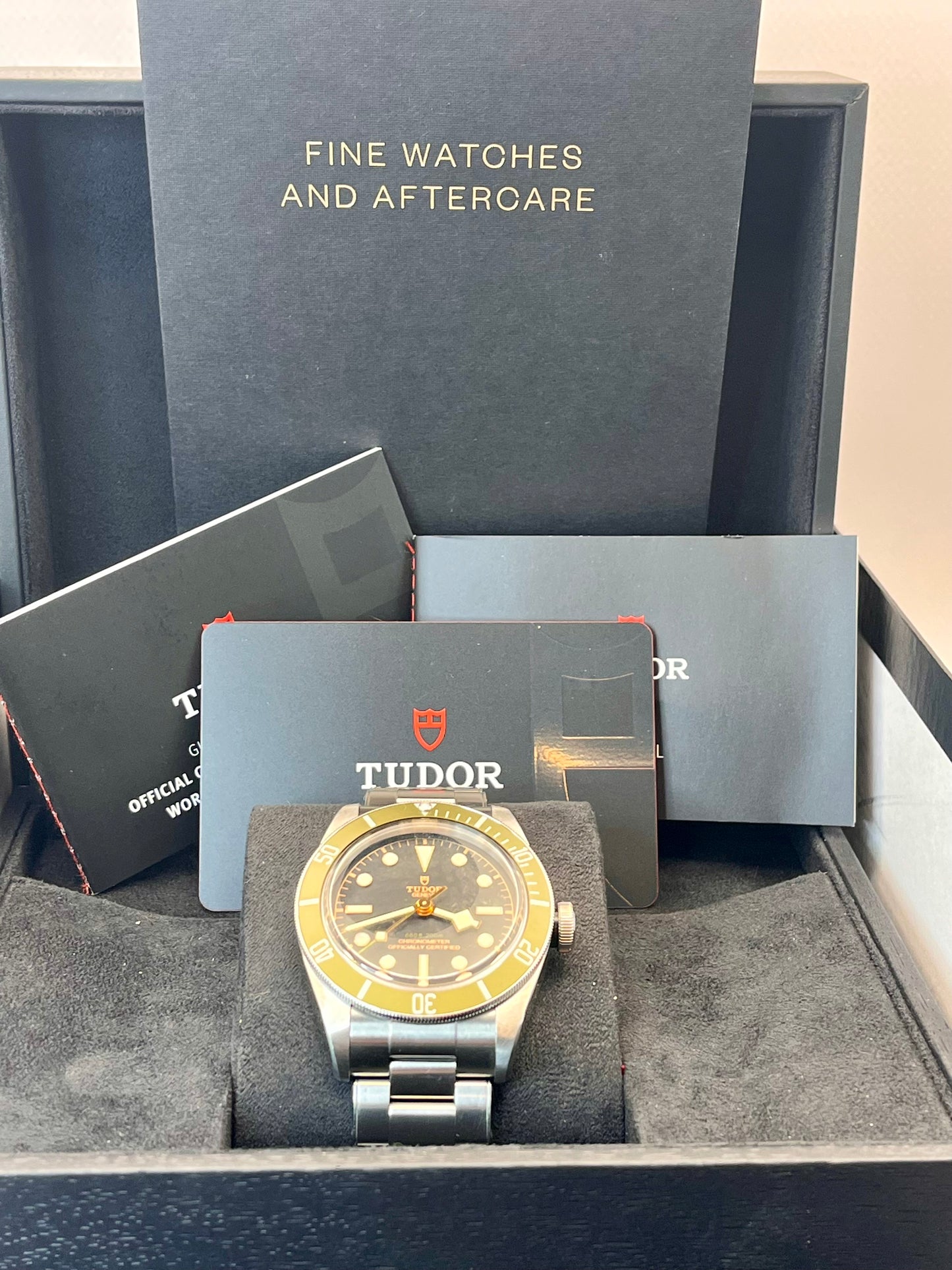 2021 TUDOR Black Bay 79230G 'Harrods' Edition - 41mm - Full Set