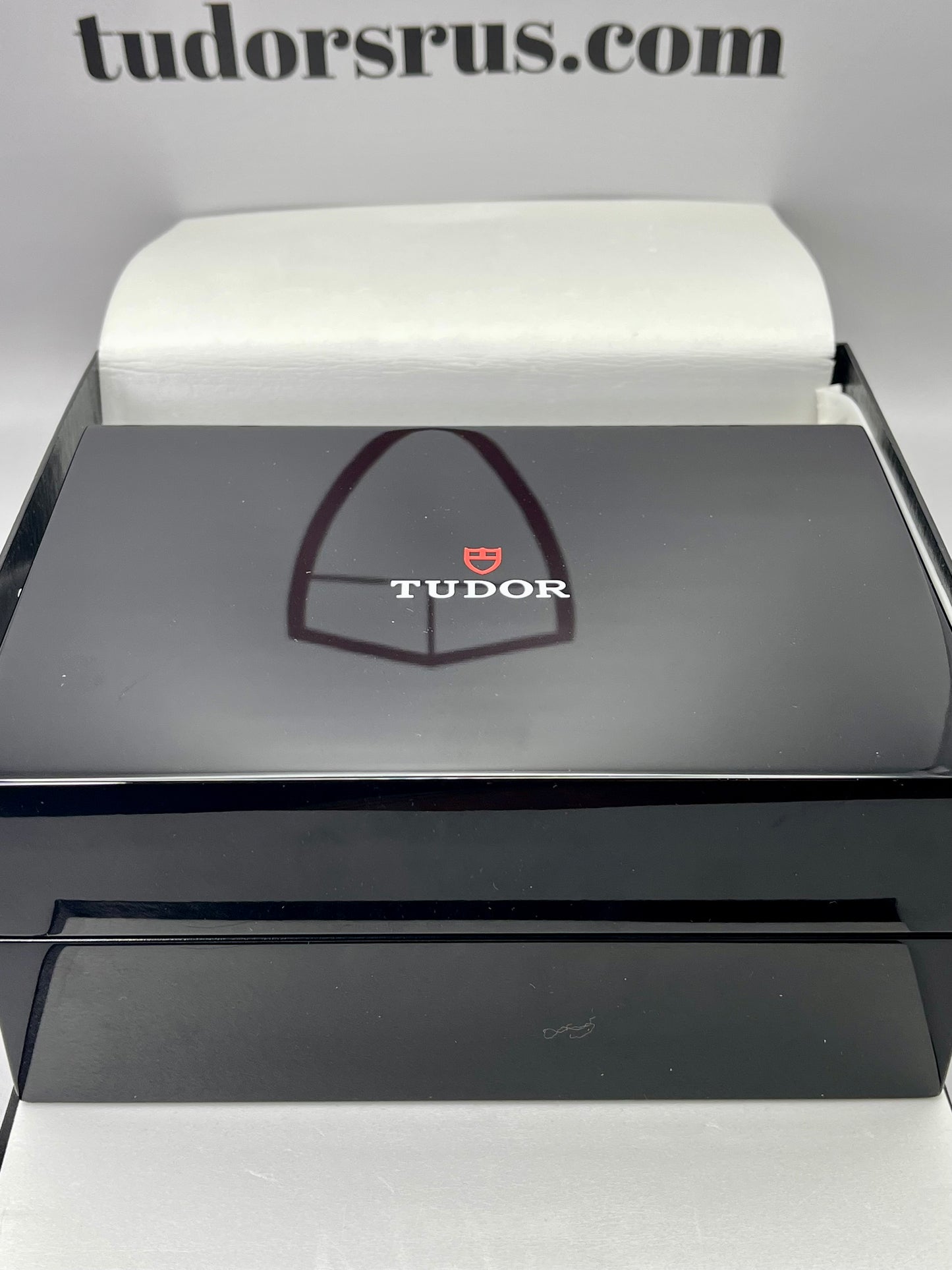2016 TUDOR Black Bay 'Smiley' - 79220N - 41mm - Full Set - Rare!
