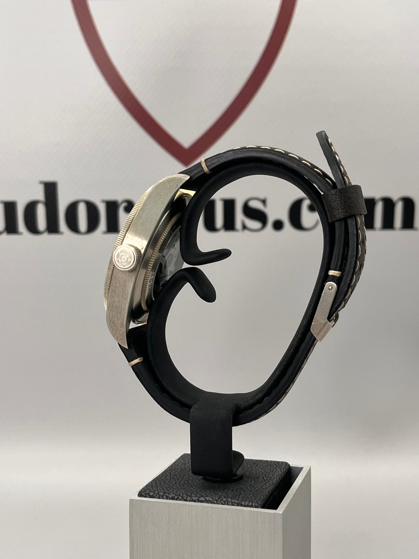 **BRAND NEW** 2025 TUDOR Black Bay 58 - 39mm - 79010SG - 925AG