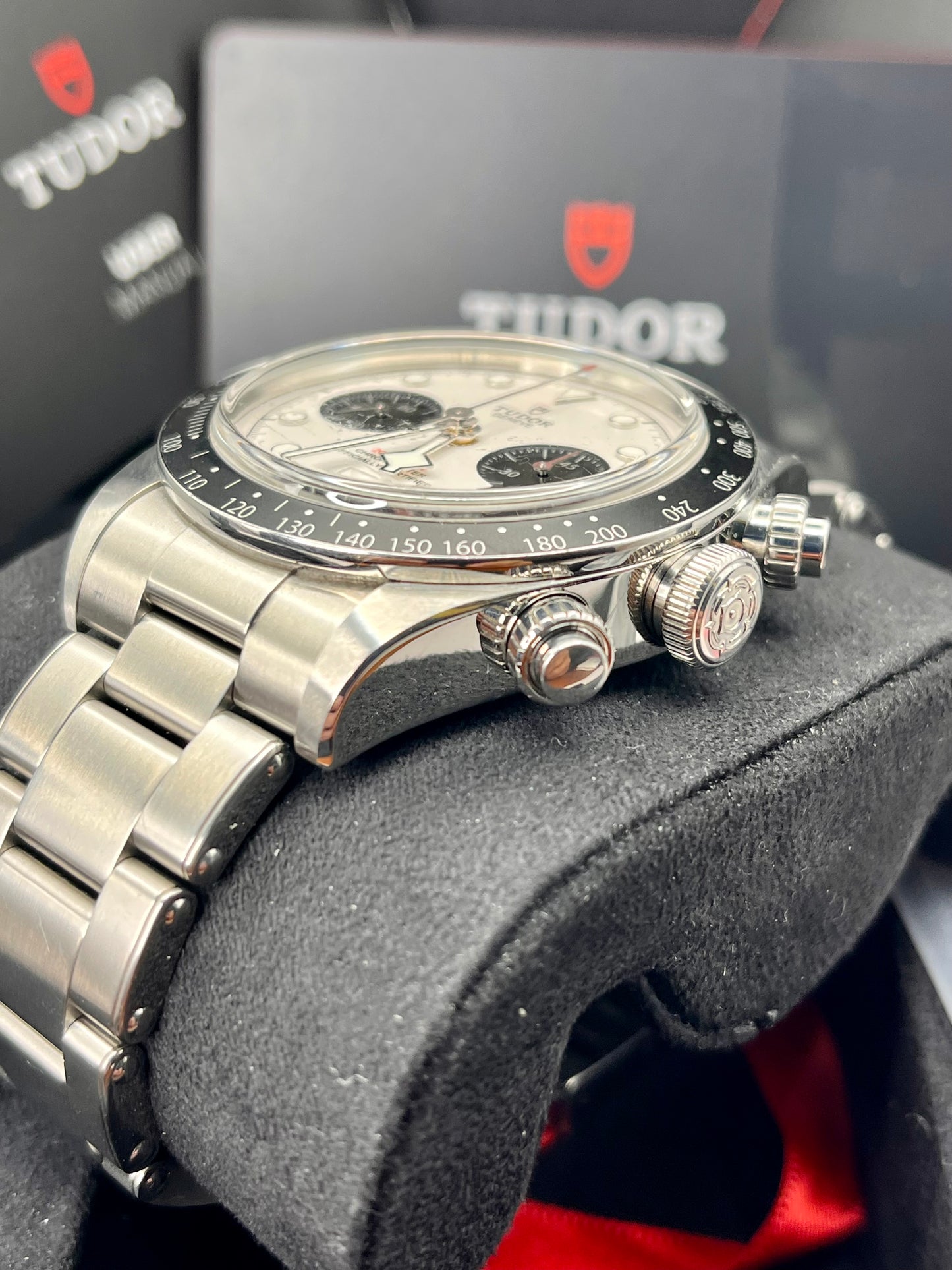 2022 TUDOR Black Bay Chrono 'Panda' - 79360 - 41mm