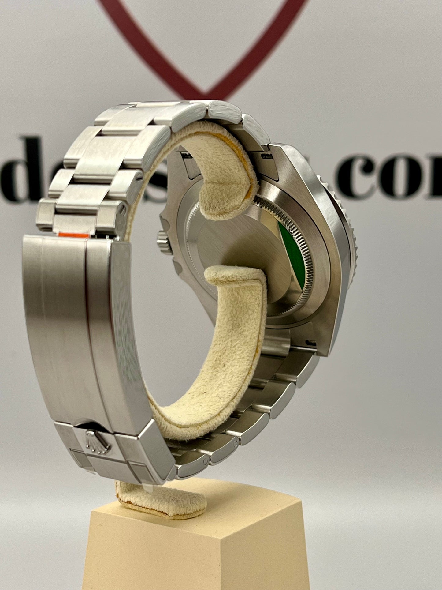 2021 ROLEX Submariner - 124060 - 40 mm - Full Set - Warranty
