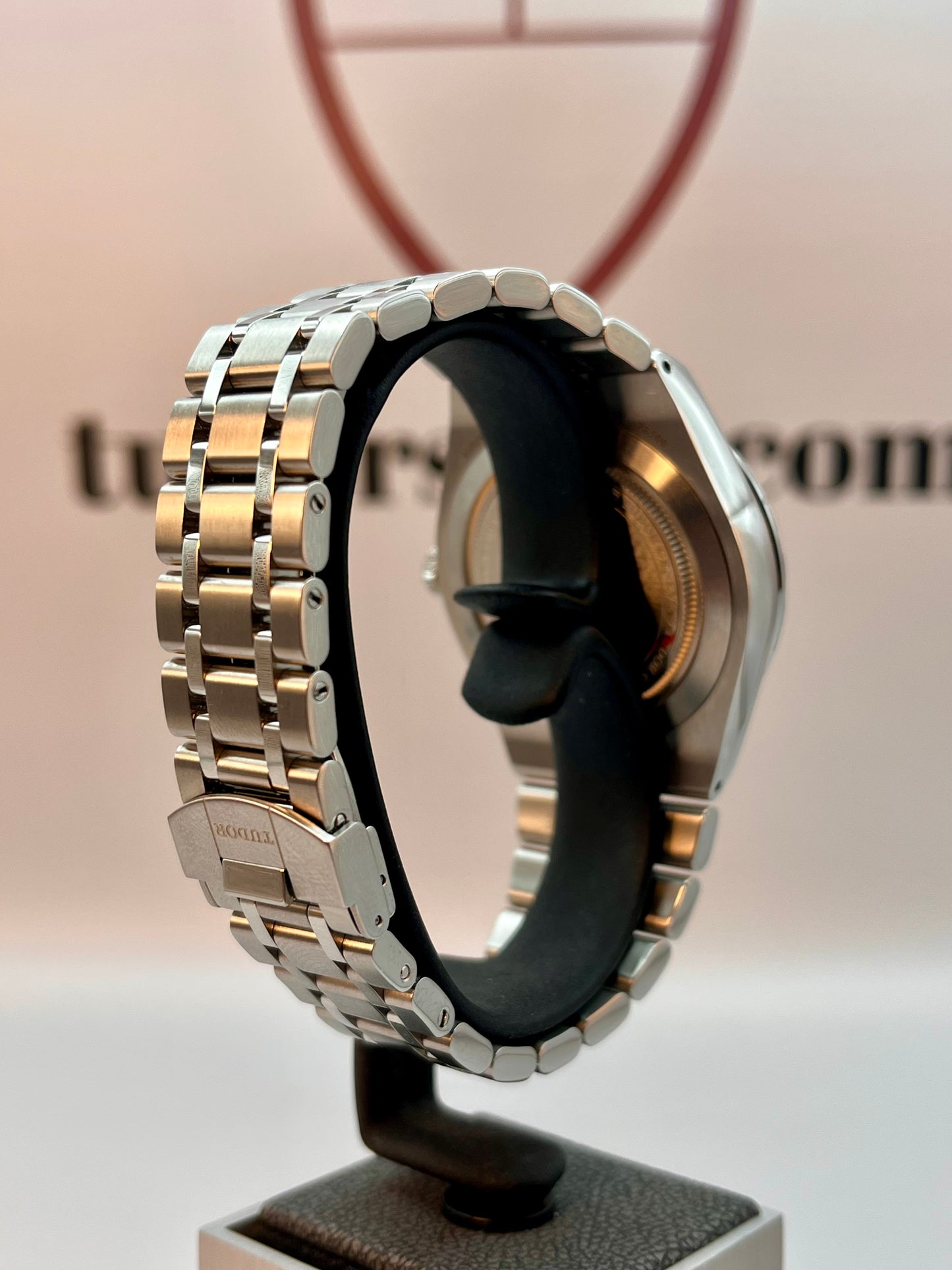 2024 TUDOR Royal Date - 38mm - 28500 - Full Set - Warranty to Sep 2029