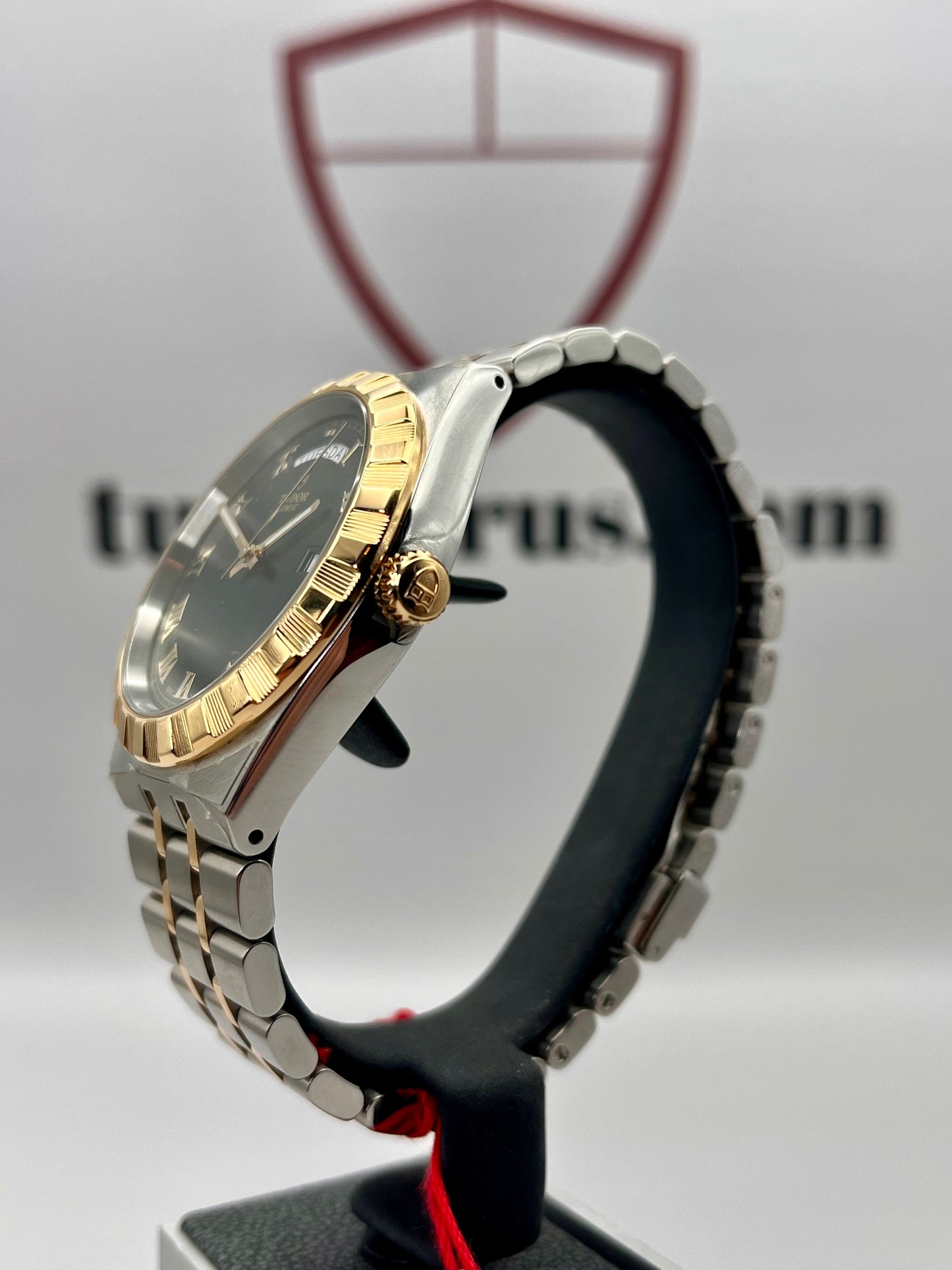 UNWORN 2023 TUDOR Royal 41mm Date/Day - M28603 - Full Set - Warranty to Apr 2028