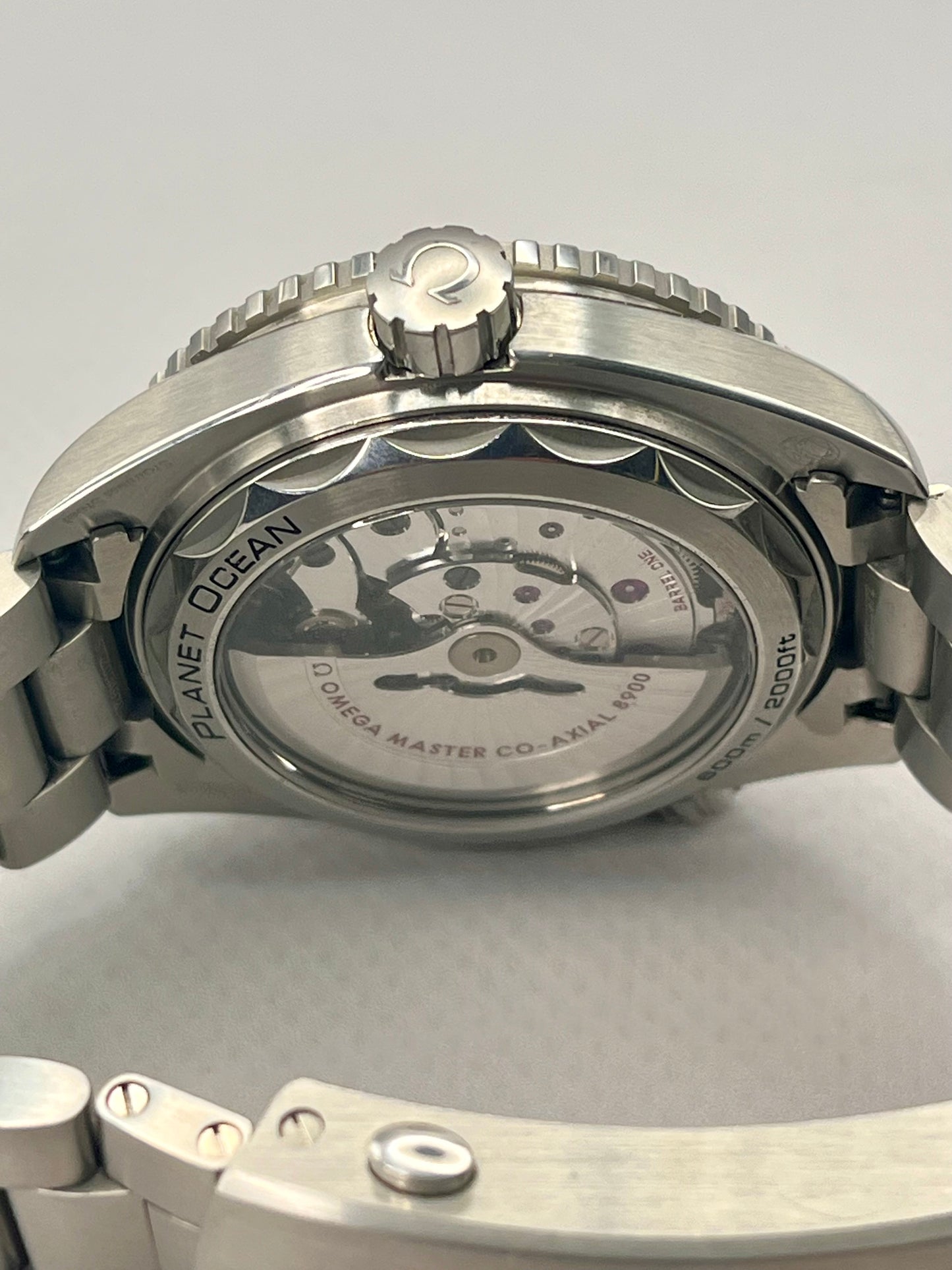 OMEGA SeaMaster Planet Ocean - 215.30.44.21.04.001 - 43.5 mm