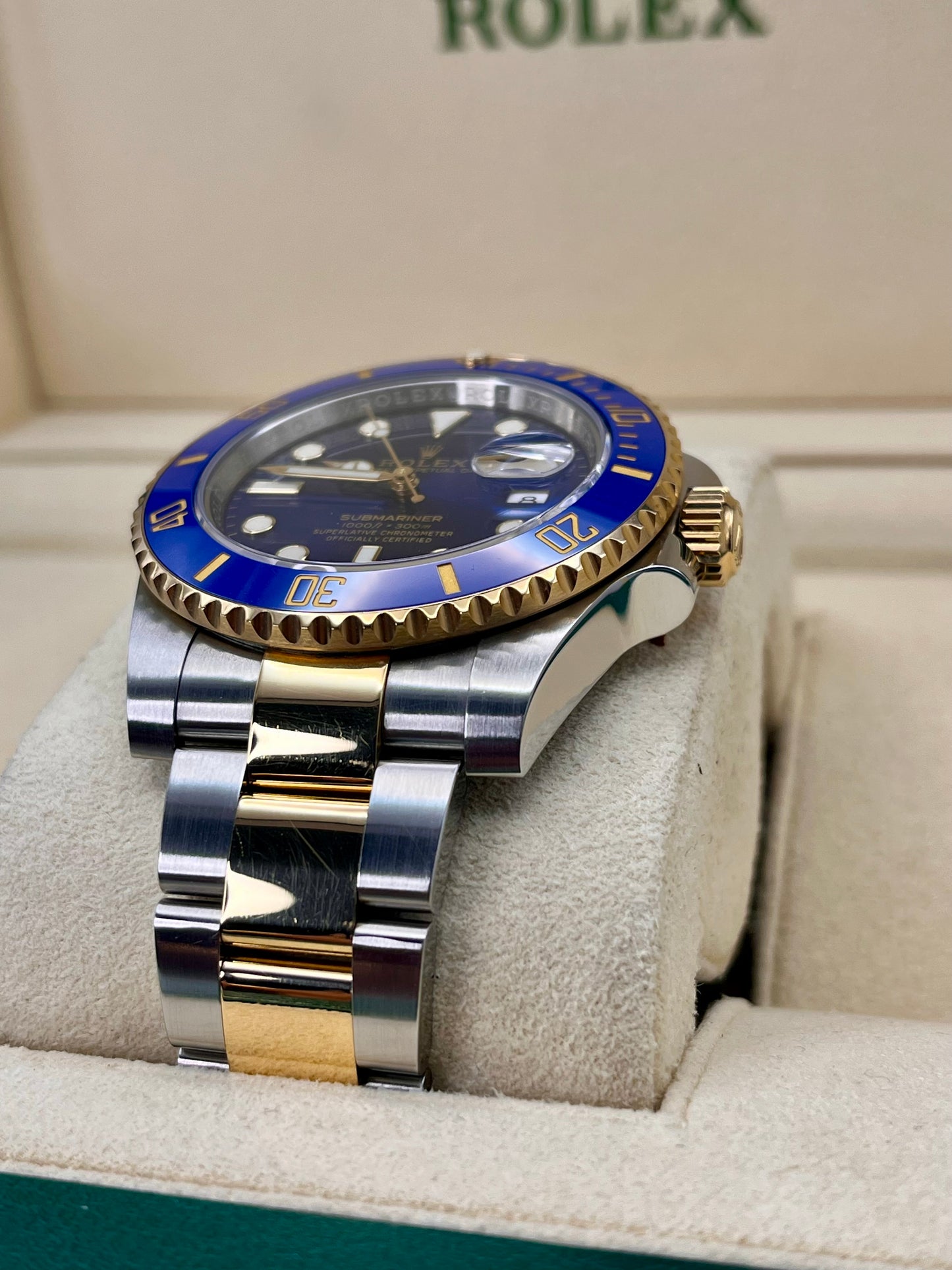 2020 ROLEX Submariner 'Bluesy' - 116613LB - 40mm - Full Set