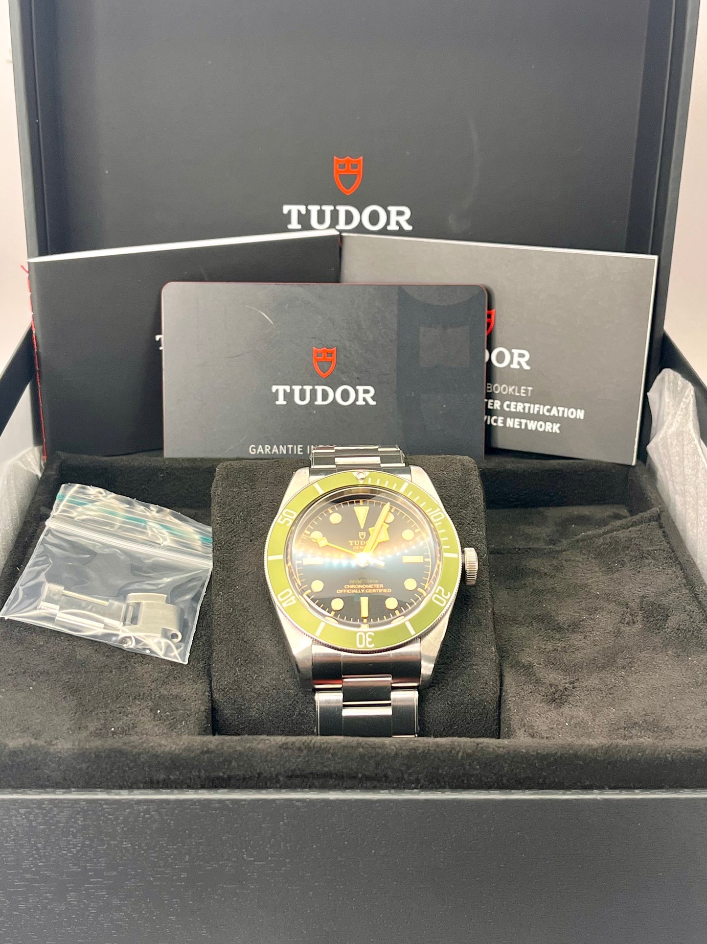2023 TUDOR Black Bay 79230G 'Harrods' Edition - 41mm - Full Set