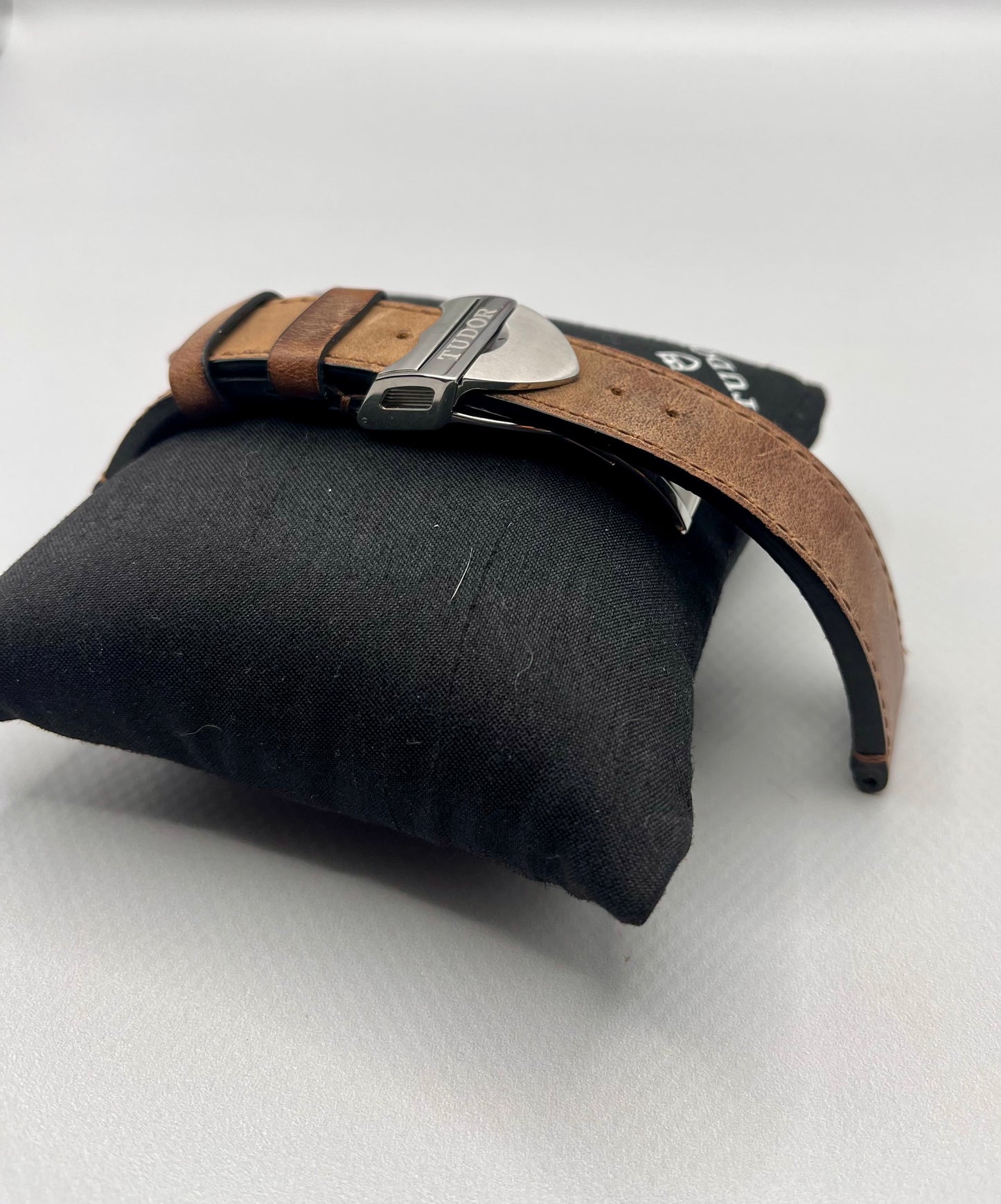 UNWORN TUDOR OEM Brown Nu-Buck Leather Strap 22mm & TUDOR 18mm Clasp