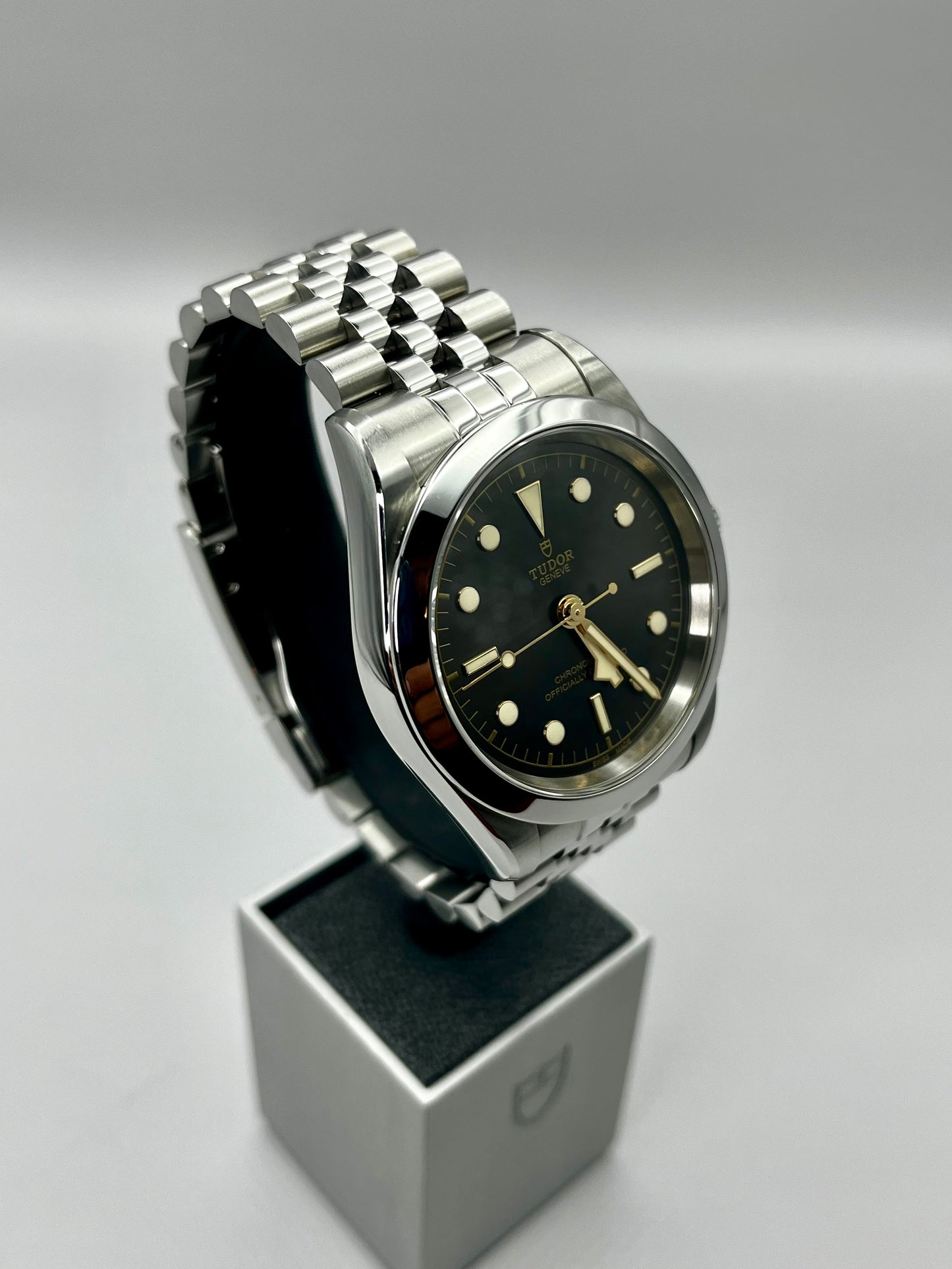 2023 TUDOR BB41 - M79680 - Anthracite + Jubilee - Full Set - Warranty to 2028