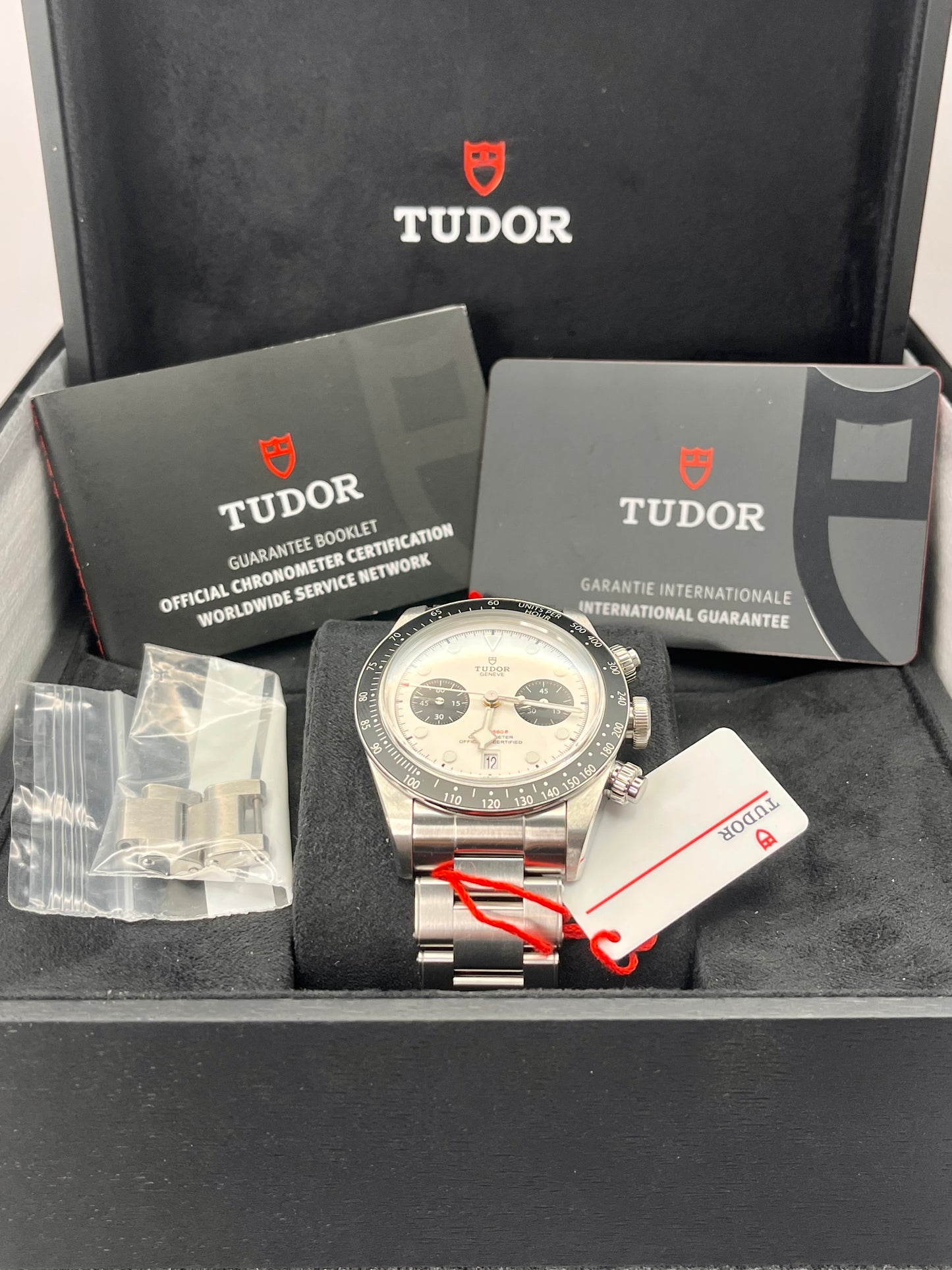 2022 TUDOR Black Bay Chrono 'Panda' - 79360 - 41mm
