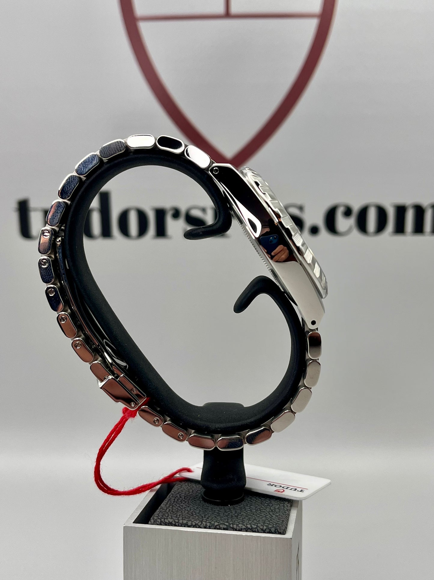 5 days old - 10% off RRP - 28500 - 38mm - Full Set - Warranty to Mar 2030