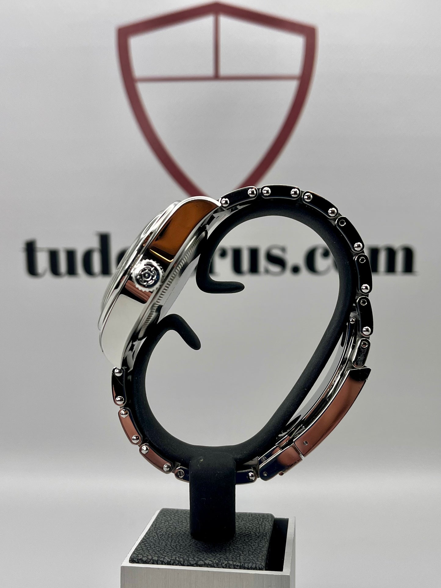 2023 Tudor Black Bay Pro - 39mm - M79470 - Full Set - Warranty to Oct 2028