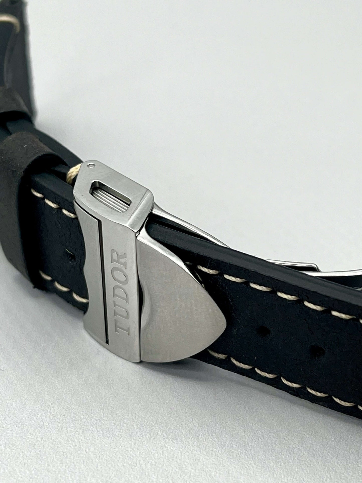 UNWORN TUDOR OEM Dark Brown Leather Strap 22mm & TUDOR 18mm Clasp