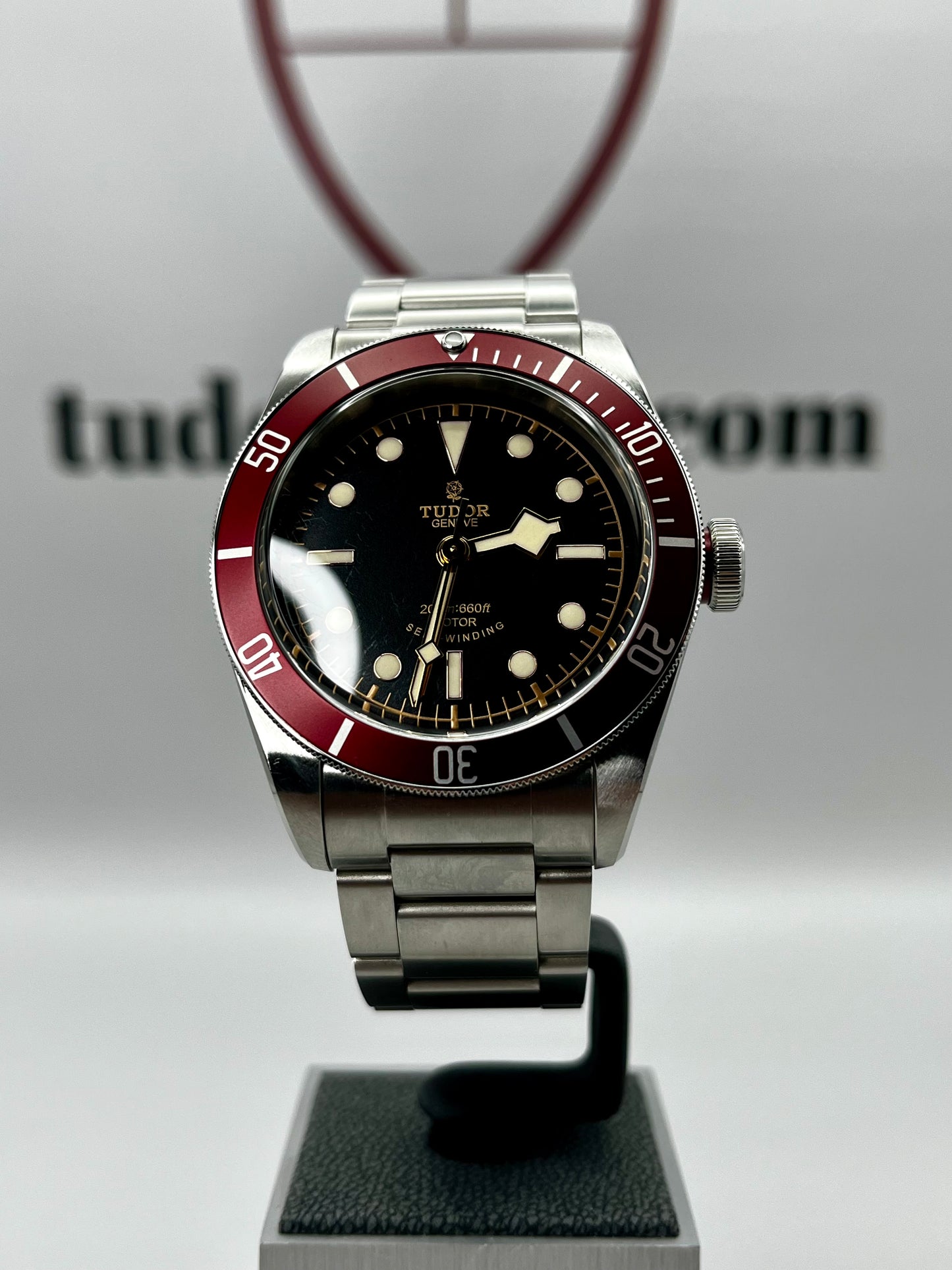 **UNWORN FROM NEW** 2017 TUDOR Black Bay 41mm - 79220R - 'Smiley' - Full Set
