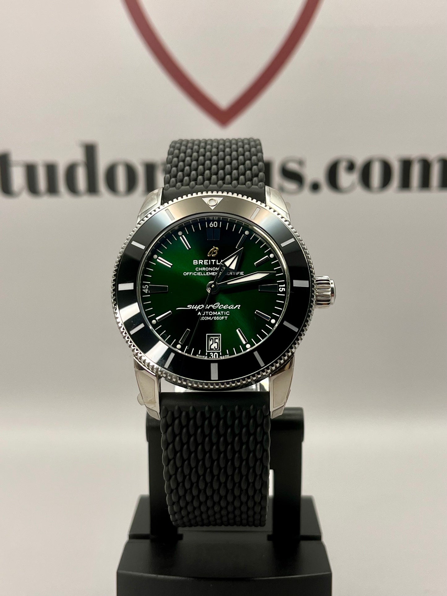 **BRAND NEW** BREITLING Superocean Heritage B20 - 42mm - AB2010121L1S1