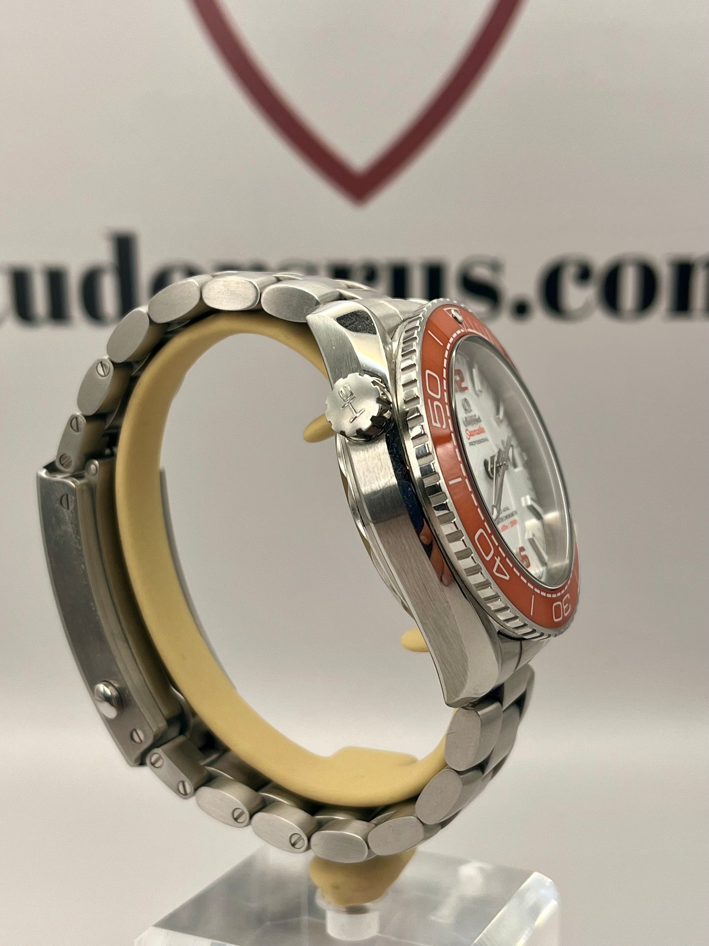 OMEGA SeaMaster Planet Ocean - 215.30.44.21.04.001 - 43.5 mm