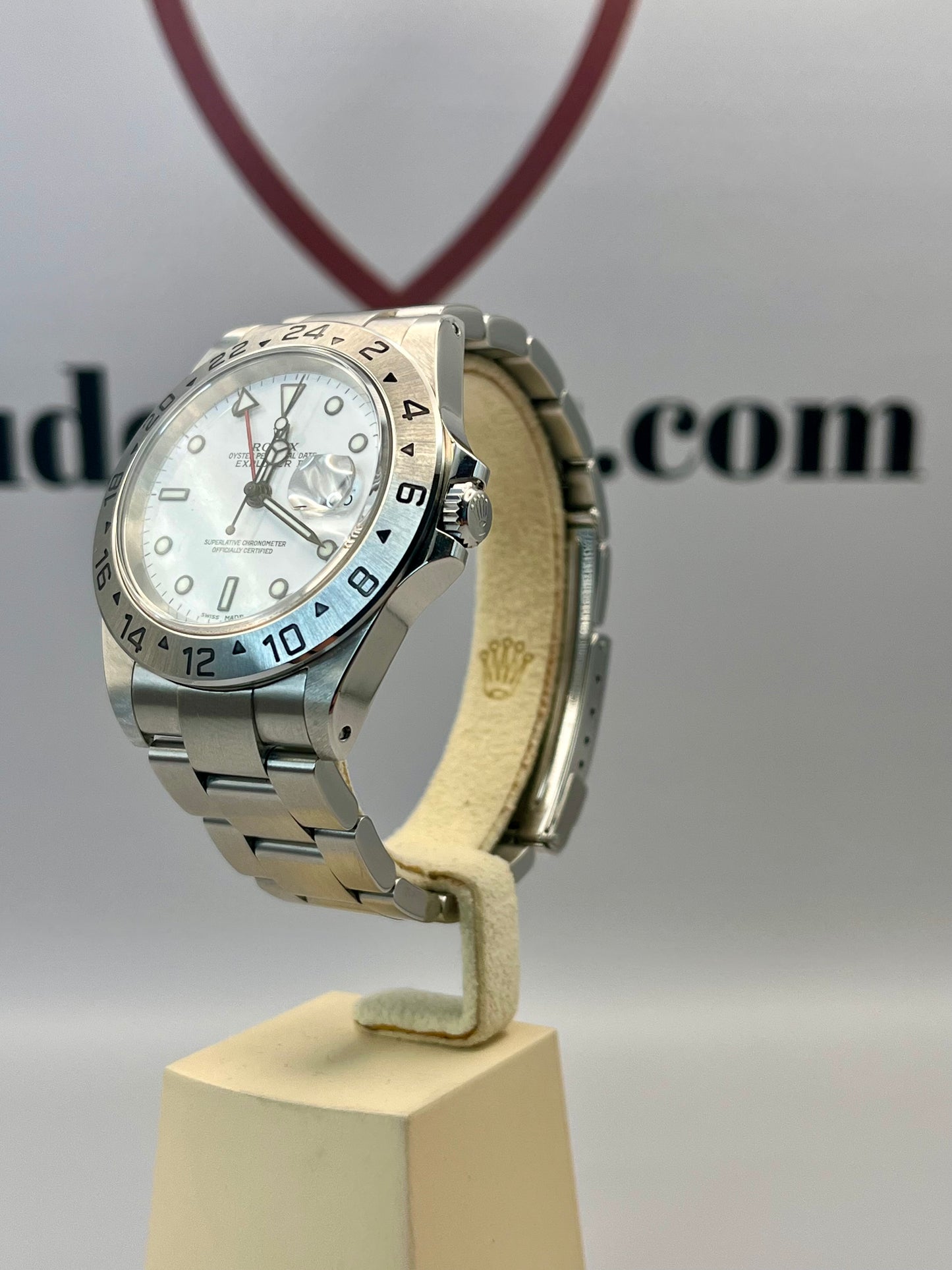 2006 ROLEX Explorer II - 16570 - 40mm - Polar Dial - Immaculate Full Set
