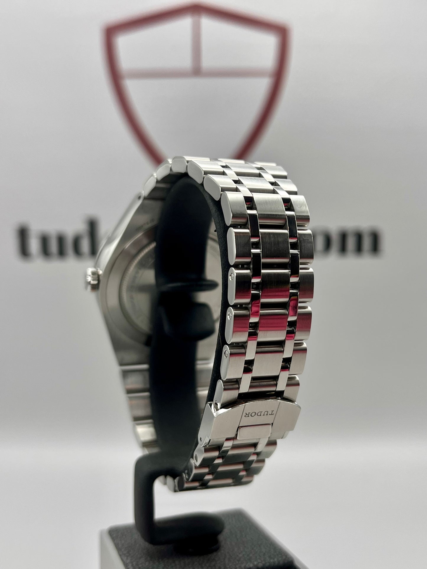 2024 TUDOR Royal Blue - Ref 28600 Day/Date - 41mm - Full Set - Warranty to Oct 2029