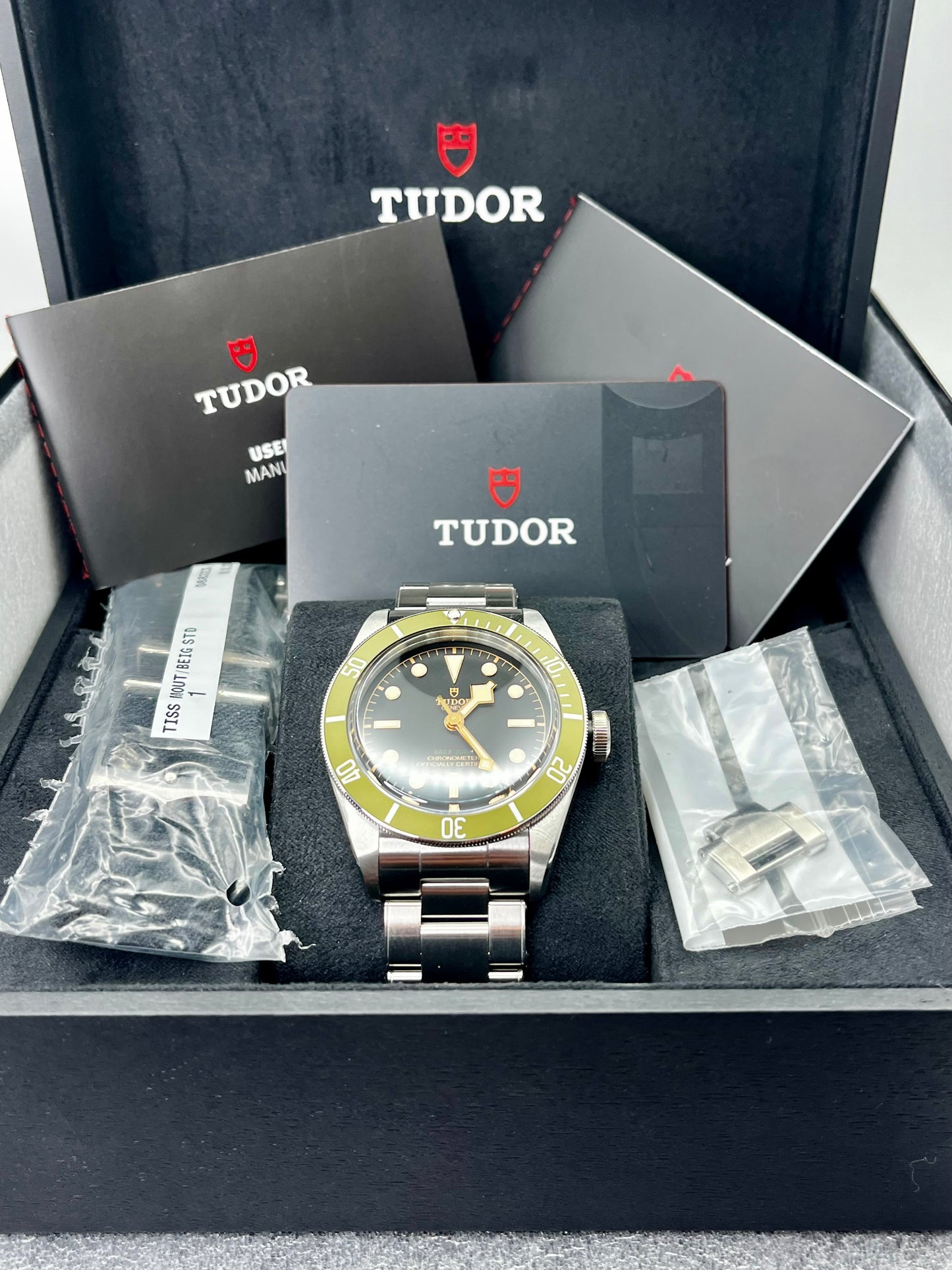 2022 TUDOR Black Bay Harrods Edition - 41mm - Full Set - Unworn