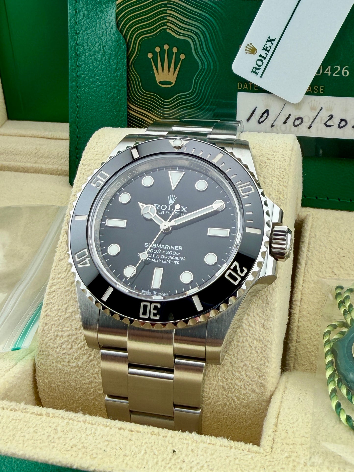2022 ROLEX Submariner No Date 124060 40mm Full Set