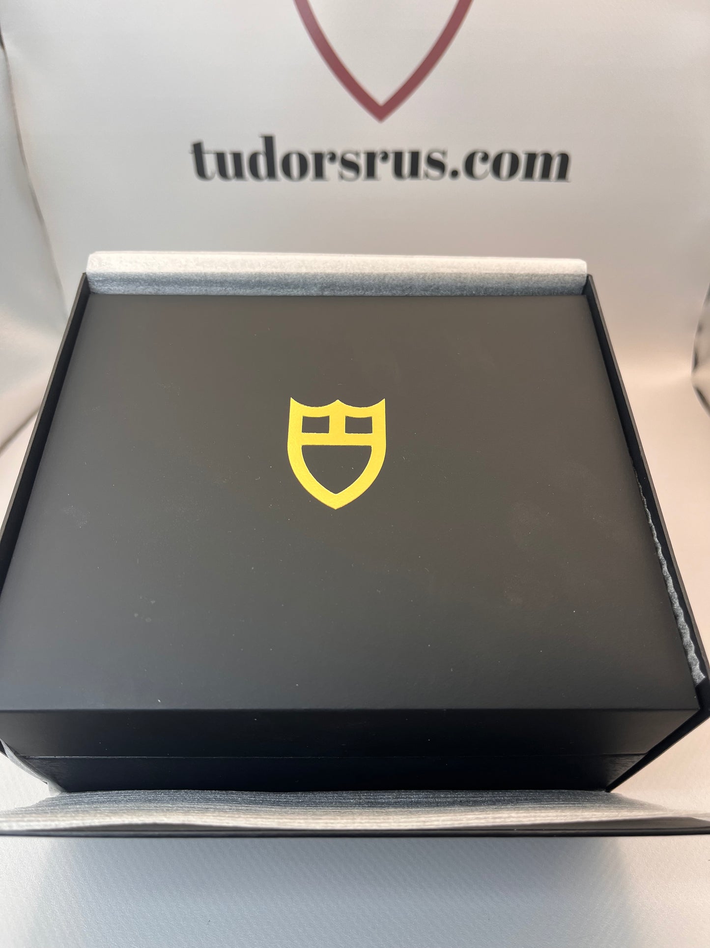 2024 TUDOR Black Bay Harrods 175th Limited Edition - 41mm - METAS - Full Set
