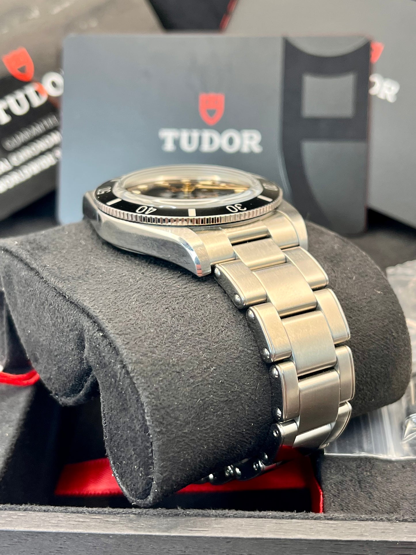 2023 TUDOR Black Bay 54 - M79000N - 37mm - Full Set - Warranty to Sep 2028