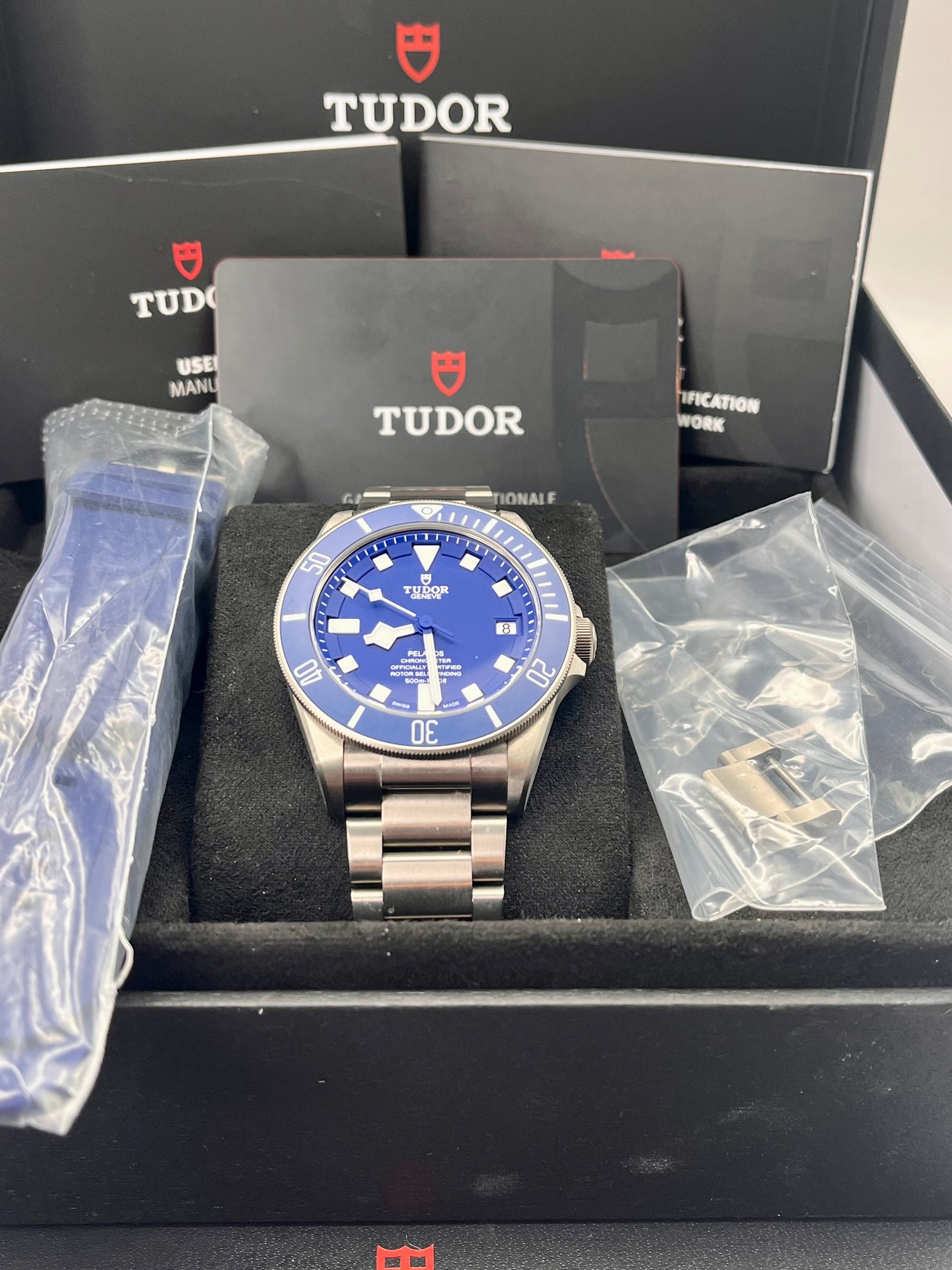 Feb 2025!! TUDOR Pelagos 25600TB - 42mm - Save £1000+ on list!!