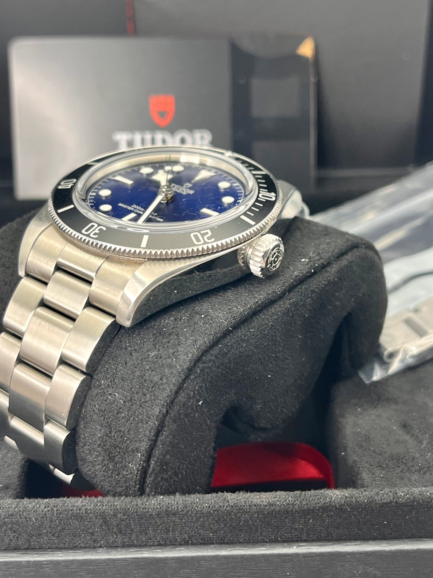 2025 TUDOR Black Bay 68 - 43mm - M7943A1A0NU - Full Set