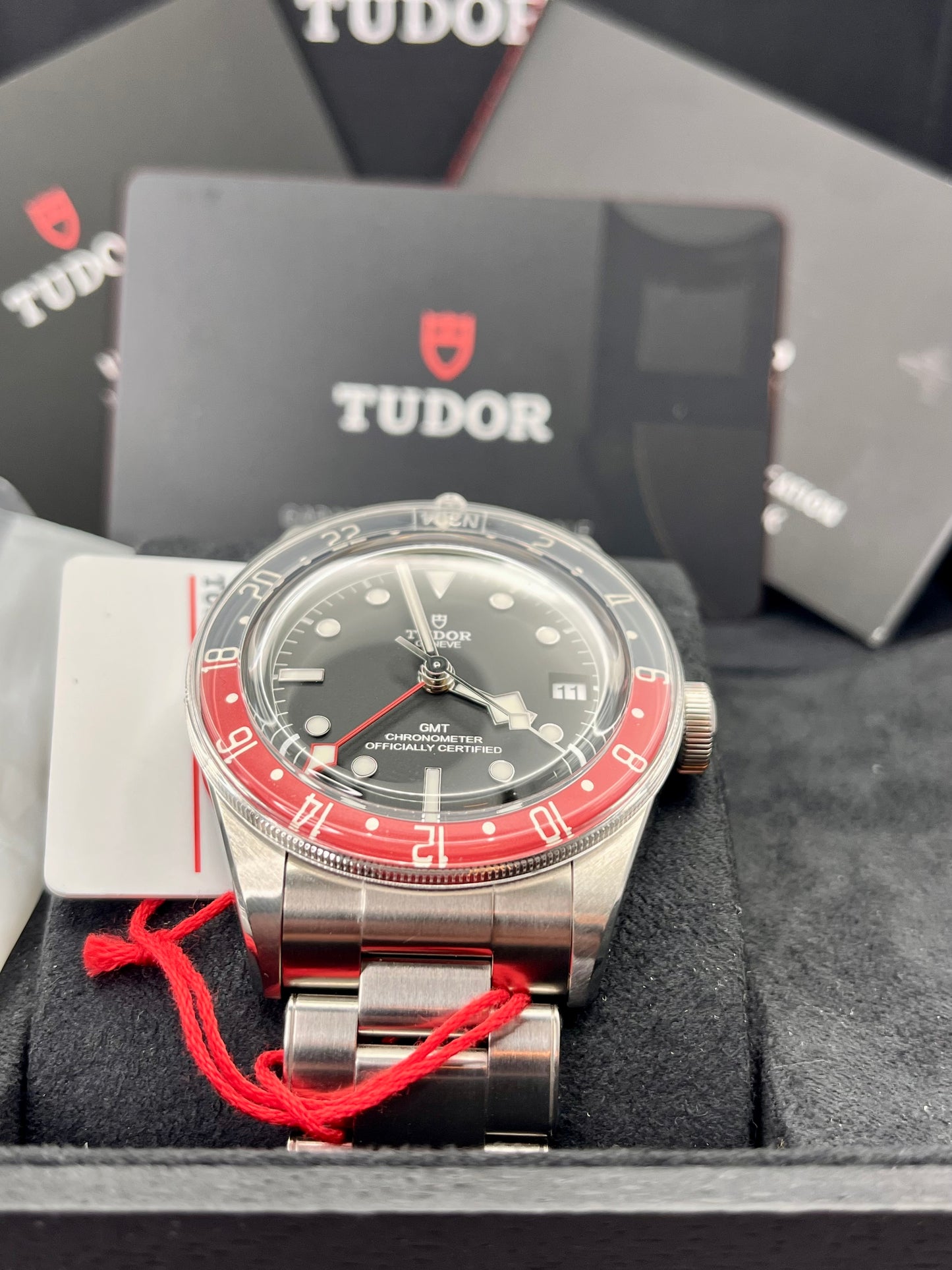 UNWORN 2022 TUDOR Black Bay 'Pepsi' - 79830RB - 41mm - Full Set