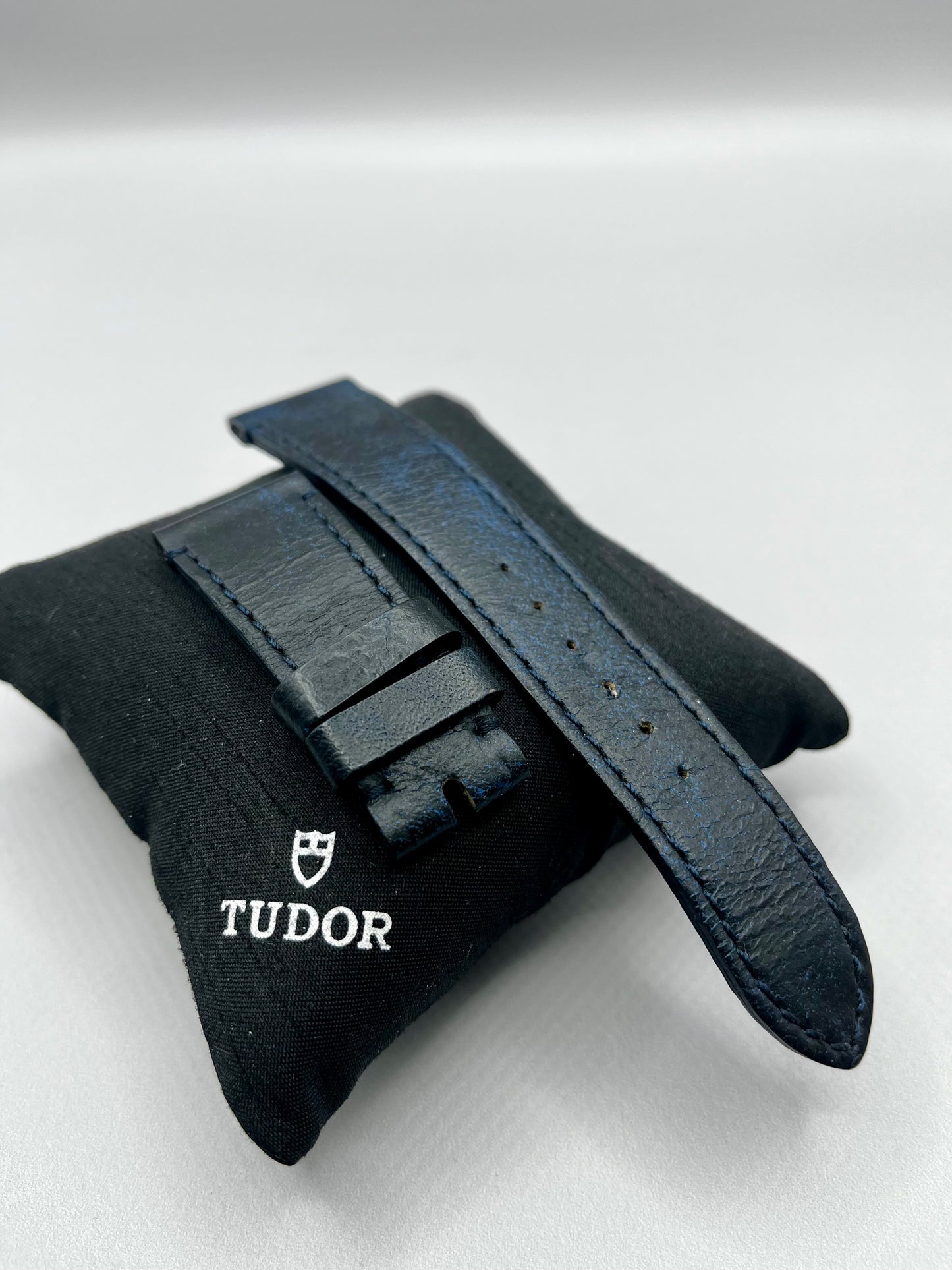 New/Unworn Genuine TUDOR Blue Leather Strap 22mm
