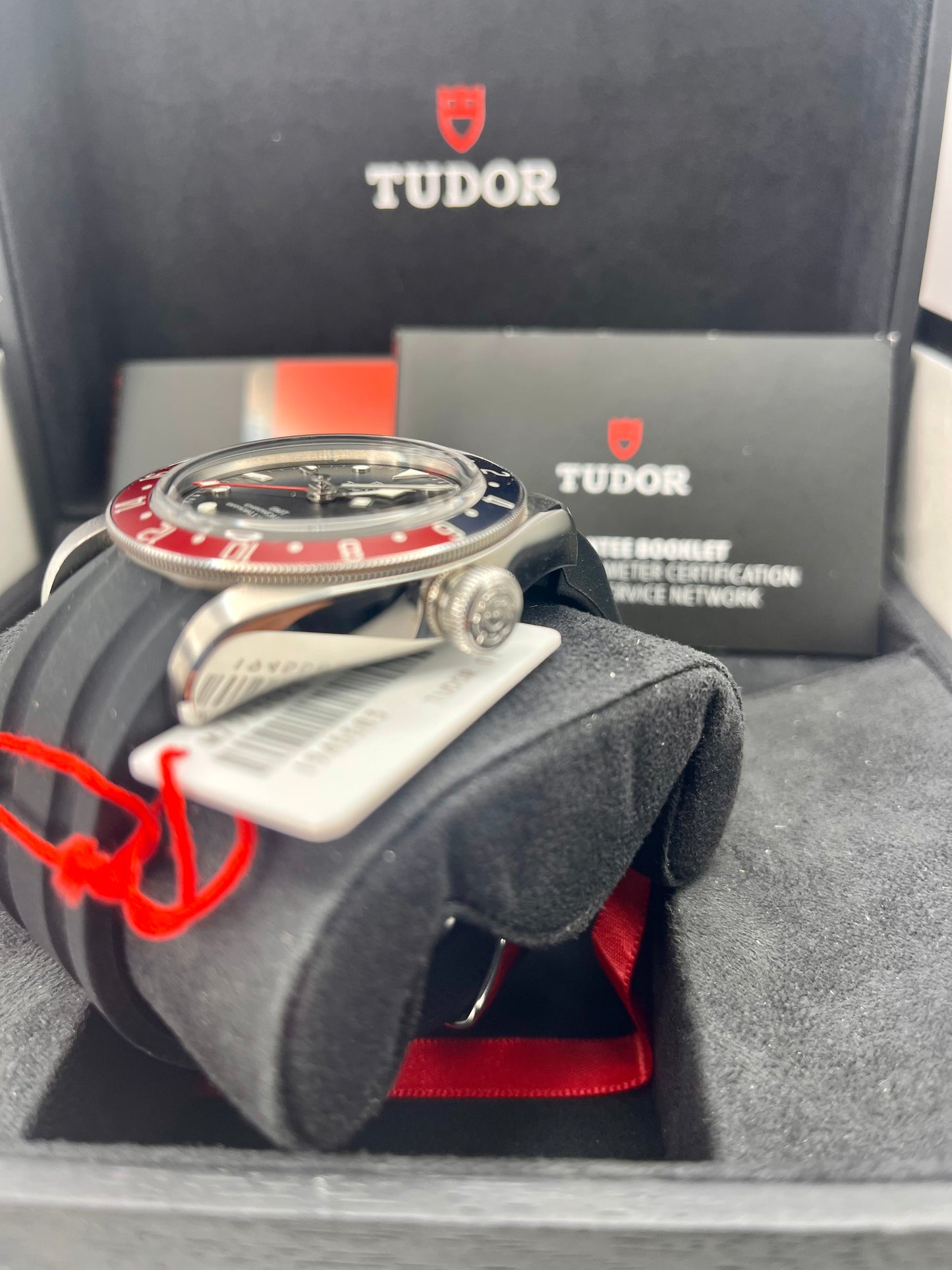 TUDOR Black Bay GMT 'Pepsi' - 79830RB - 41mm