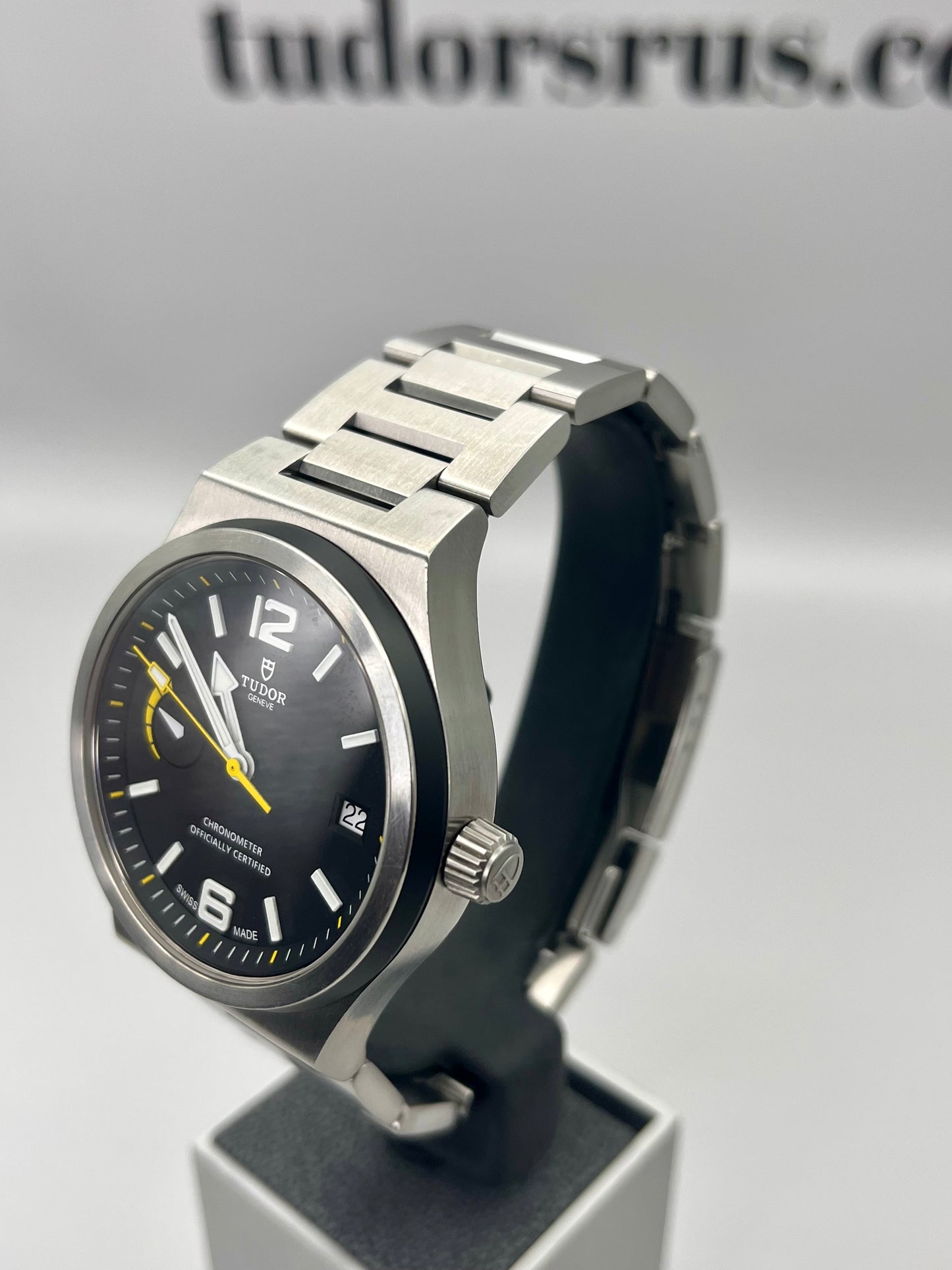 2018 TUDOR North Flag - Full Set