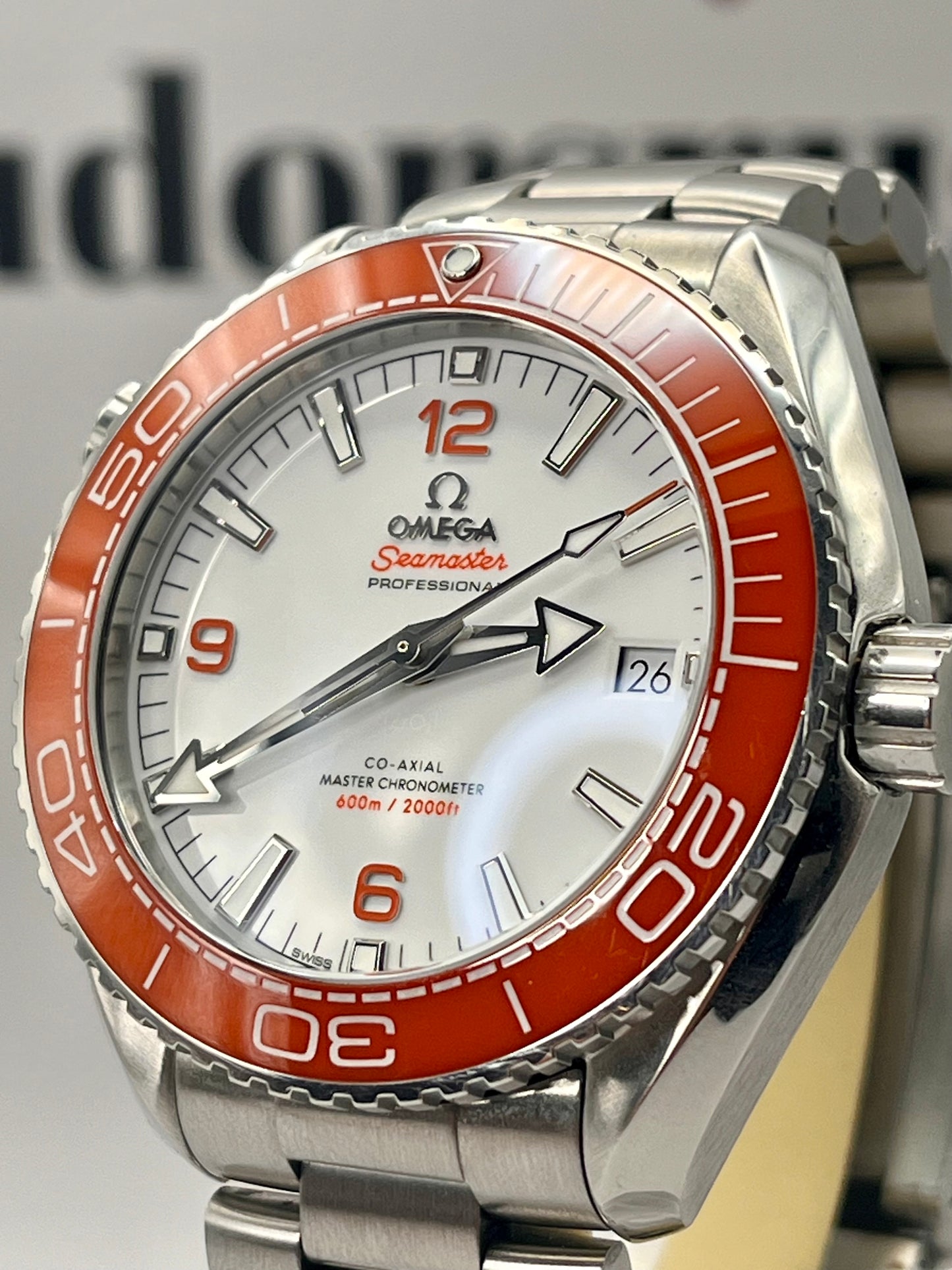 OMEGA SeaMaster Planet Ocean - 215.30.44.21.04.001 - 43.5 mm