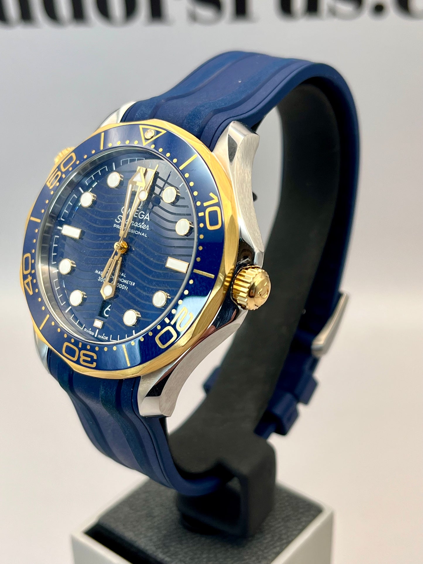 2019 OMEGA Seamaster - 210.22.42.20.03.001 - 42mm - Full Set - MINT