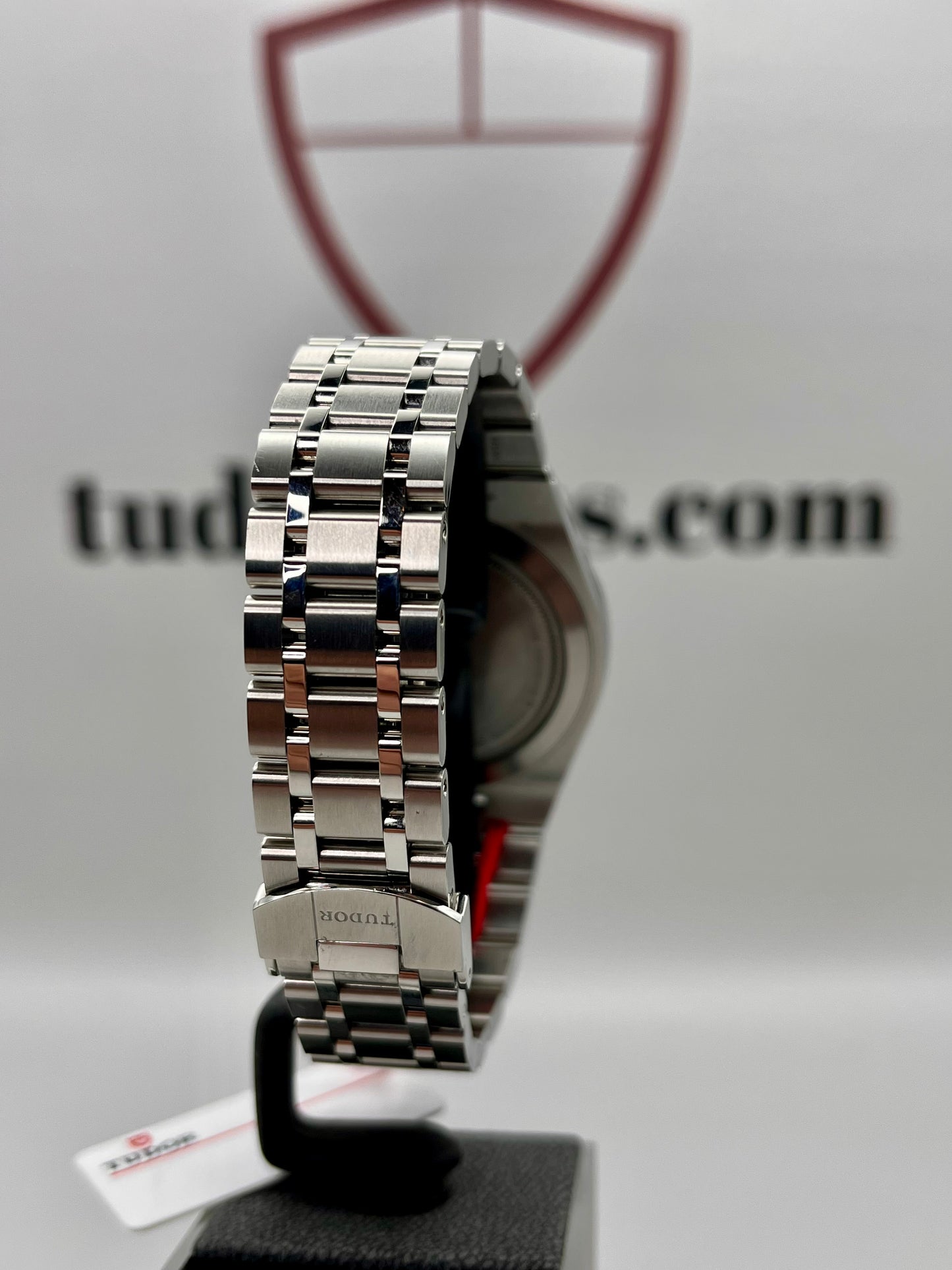 2023 TUDOR Royal Salmon Dial - Ref 28500 - 38mm - Tudor Warranty to Nov 2028