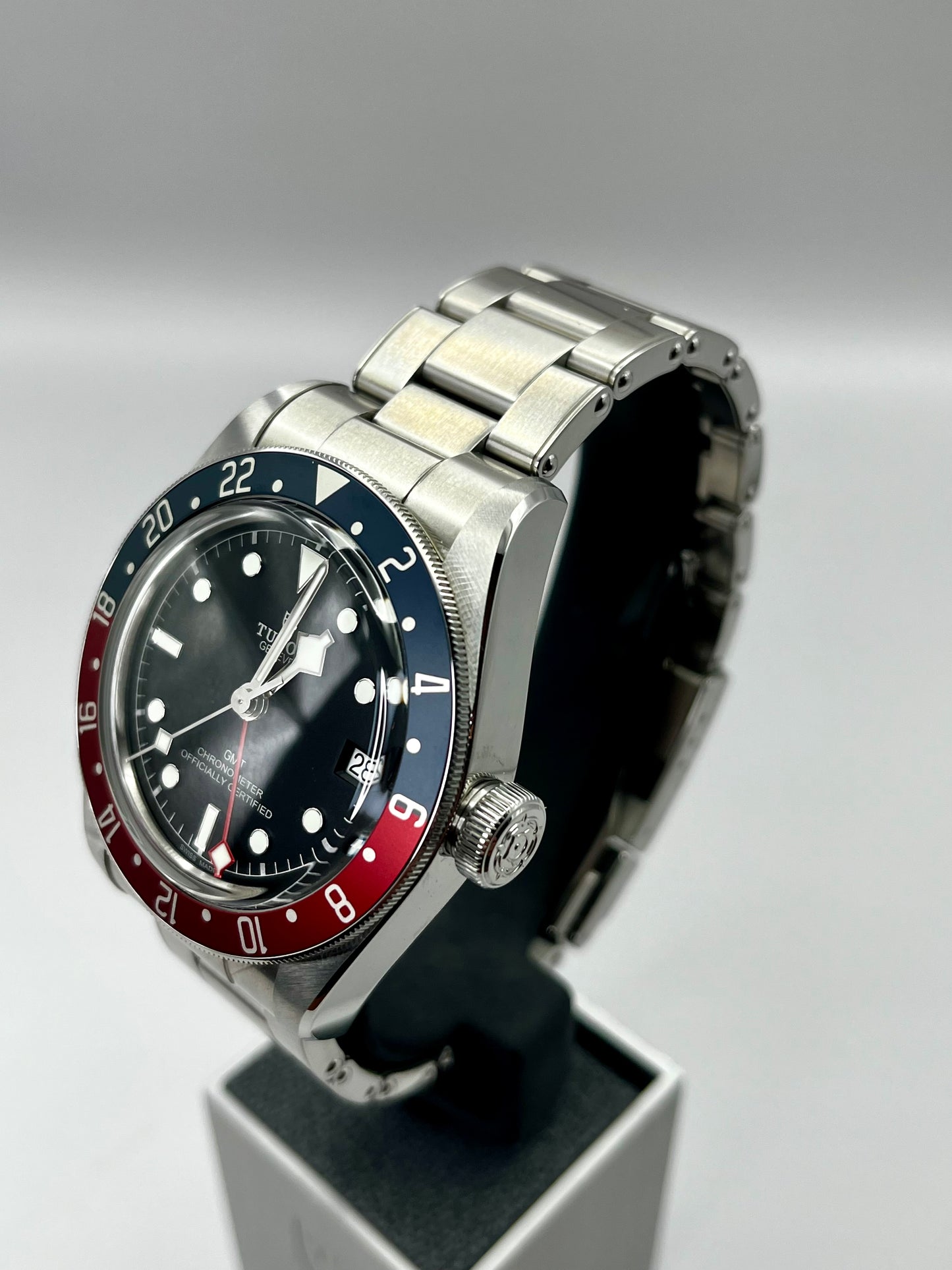 2021 *UNWORN* TUDOR 41mm GMT Pepsi - 41mm - Full Set - Warranty to July 2026